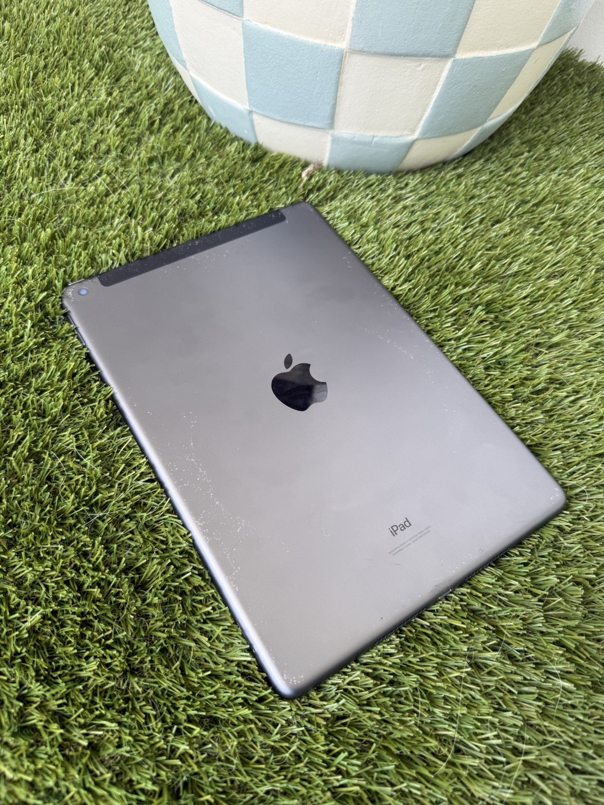 Apple iPad 9th Gen (2021) 64GB Space Gray Wi-Fi + Cellular – Excellent Condition
