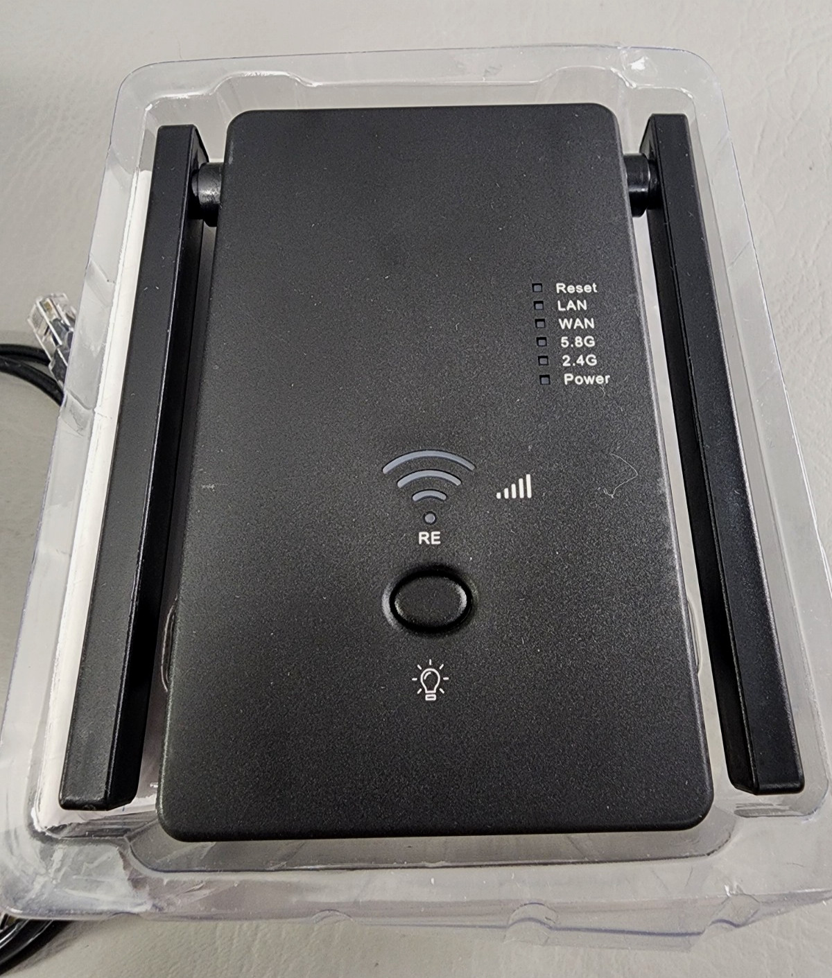 Wireless AC1200M Amplifier/Router/Repeater Black | New Open Box