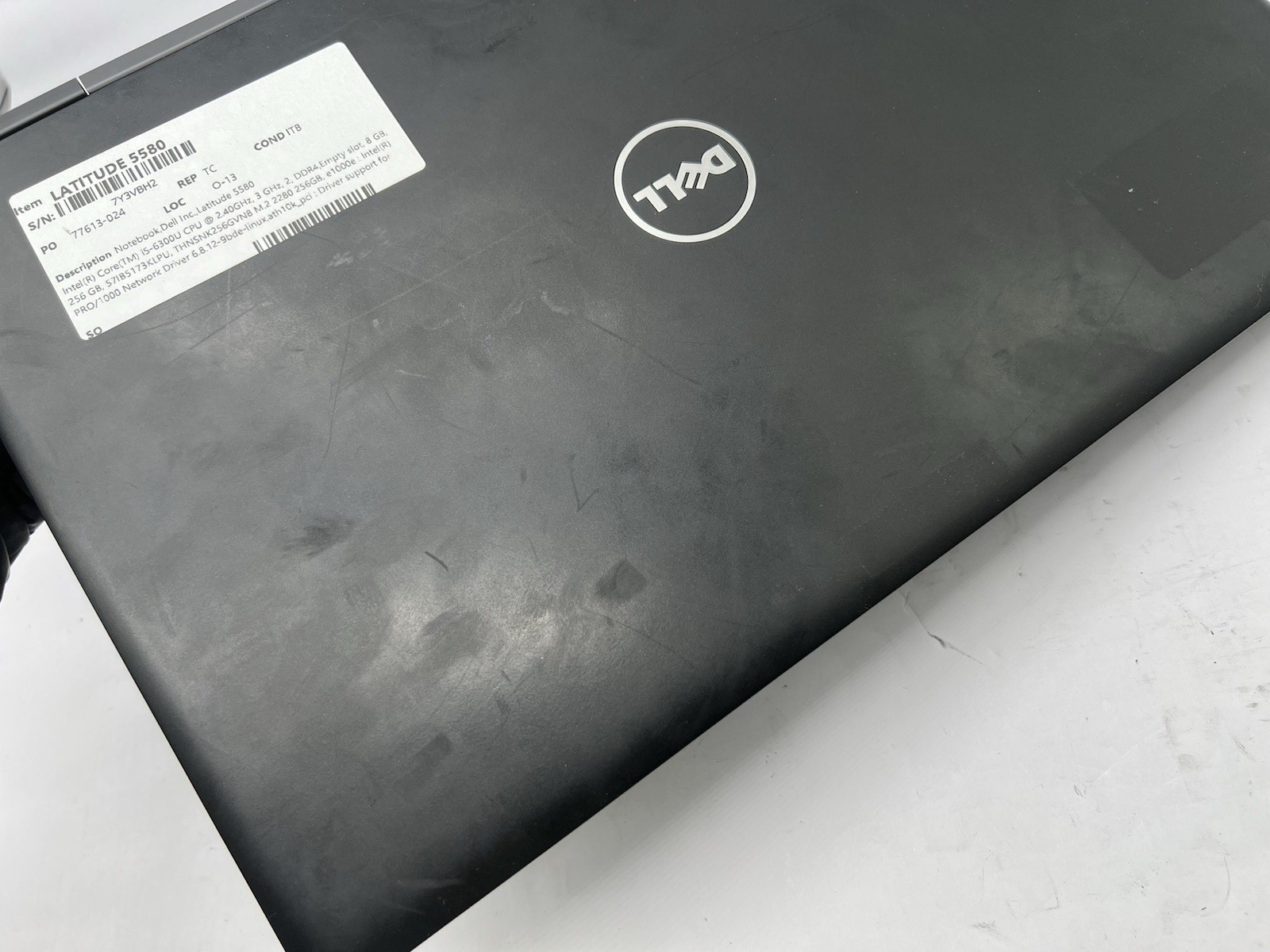 Dell Latitude 5580, i5-6300U CPU, @ 2.40GHz, 8GB RAM, 256GB SSD-No OS/Charger