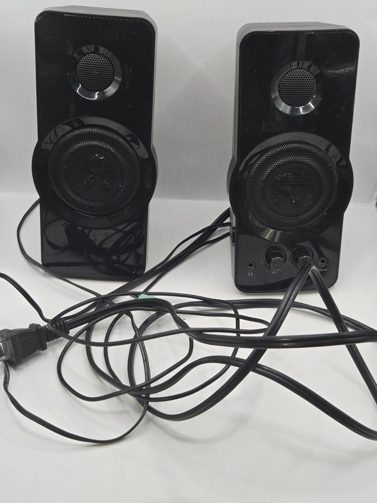Blackweb BWA15HO110 2.0 Wired Computer Speakers 3.5mm Jack Black