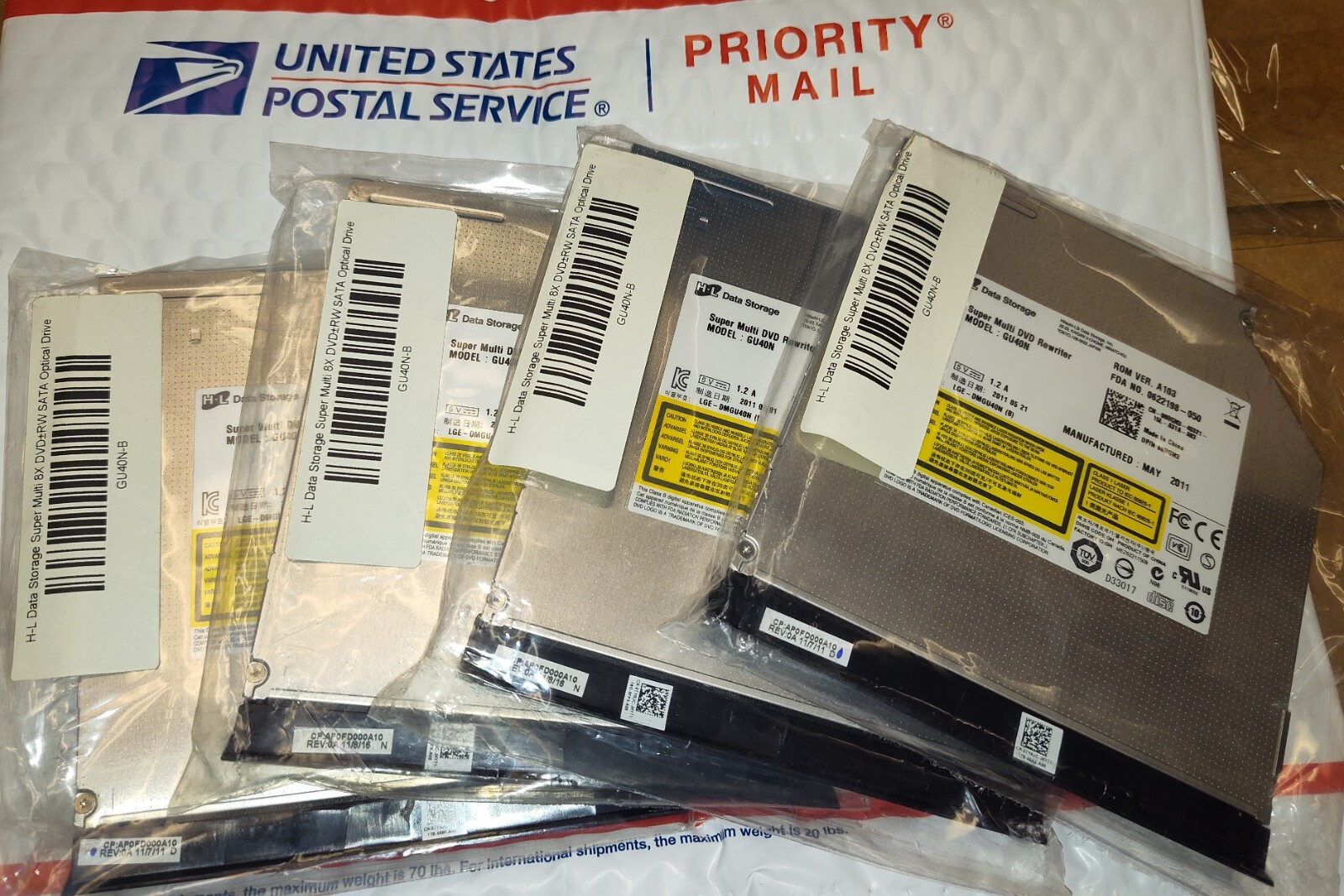 x4 GU40N Super Multi DVDRW Writer Burner Laptop SATA 9.5mm Optical Drive 0813FD