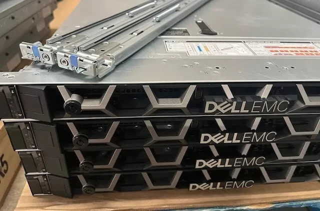 DELL R640 8-Bay Server, 2x Gold 6148 20-core, 64GB Ram, 5x Tray, H730p, Rails