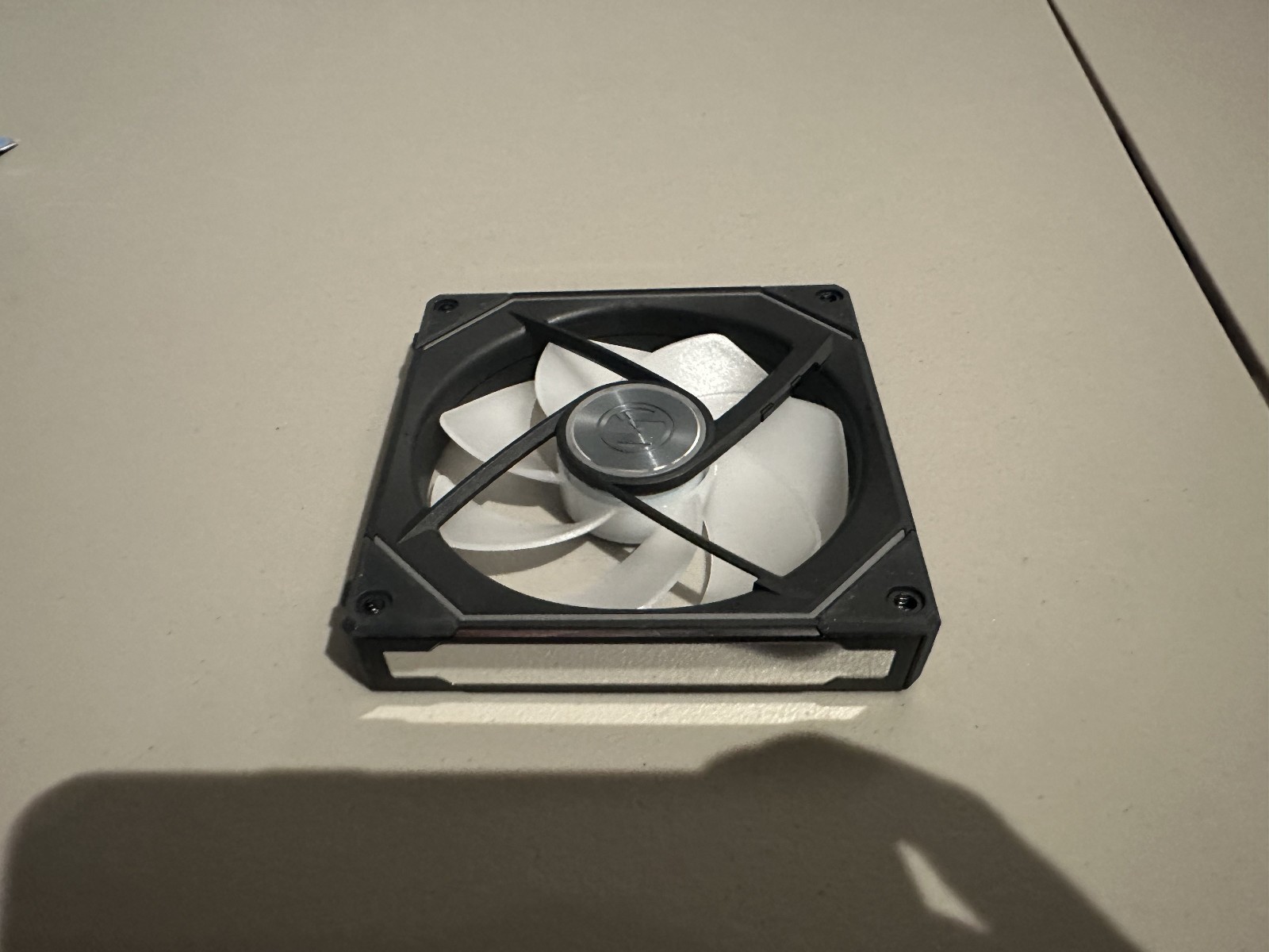 *Fans Only* Lian Li SL Infinity 140mm – Black (1-Pack)