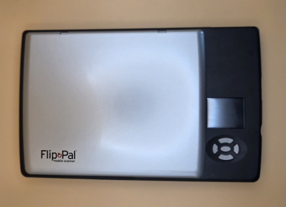Flip-Pal Mobile Scanner Model 100C