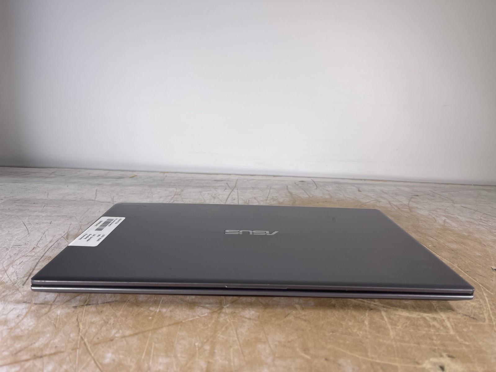 ASUS VIVOBOOK F512J i3-1005G1 @ 1.20 GHz, 12GB RAM, NO HDD/OS