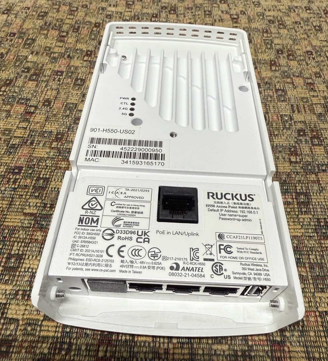 Ruckus H550 WiFi 6 (802.11ax) Indoor Access Point (901-H550-US02/00)