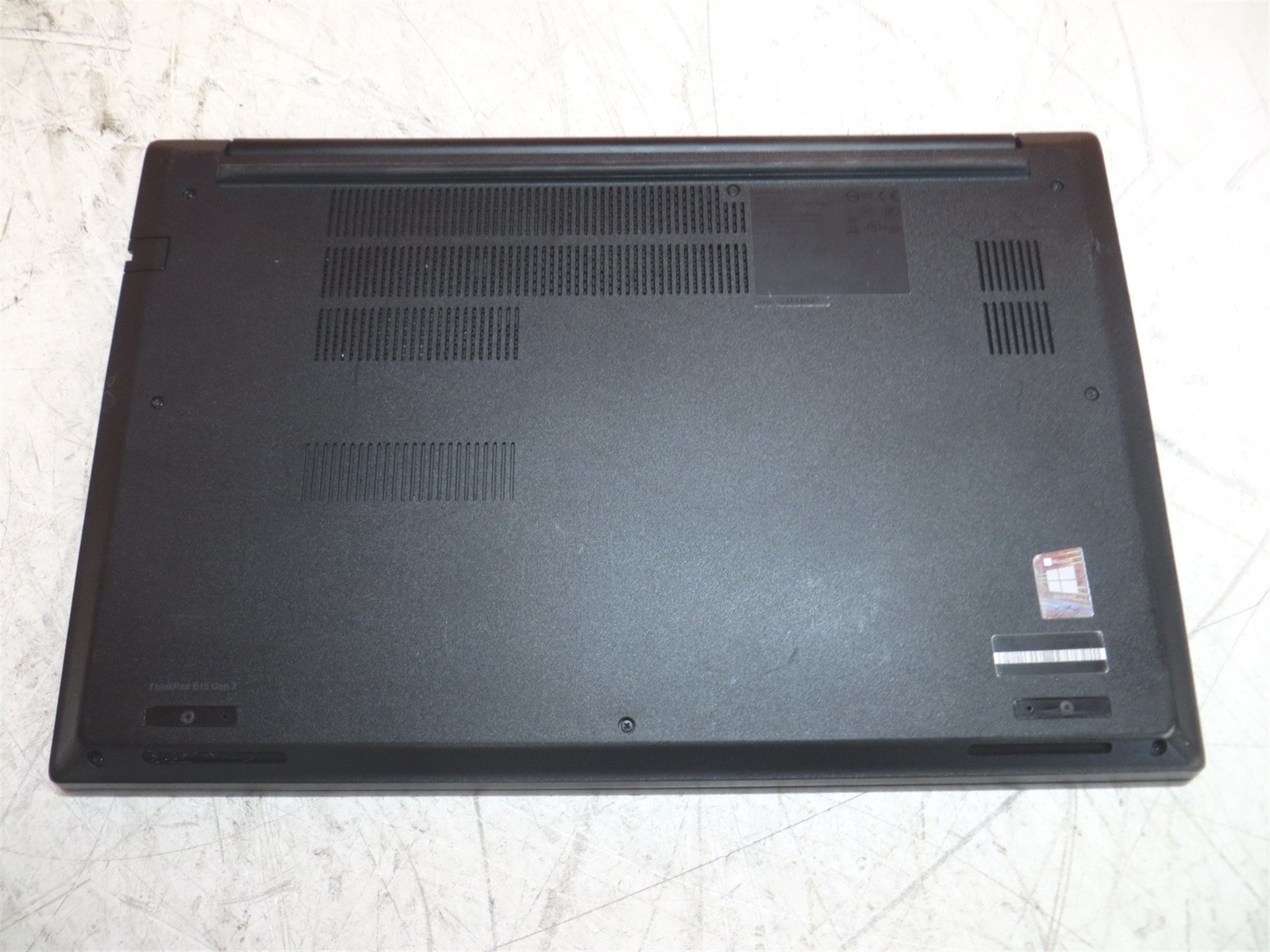 Light Spots Lenovo ThinkPad E15 Gen 2 Intel i5-1135G7 2.4GHz 8GB 256GB