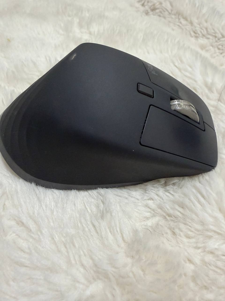 Logitech MX Master 3S – Wireless Performance Mouse – Graphite – NO DONGLE