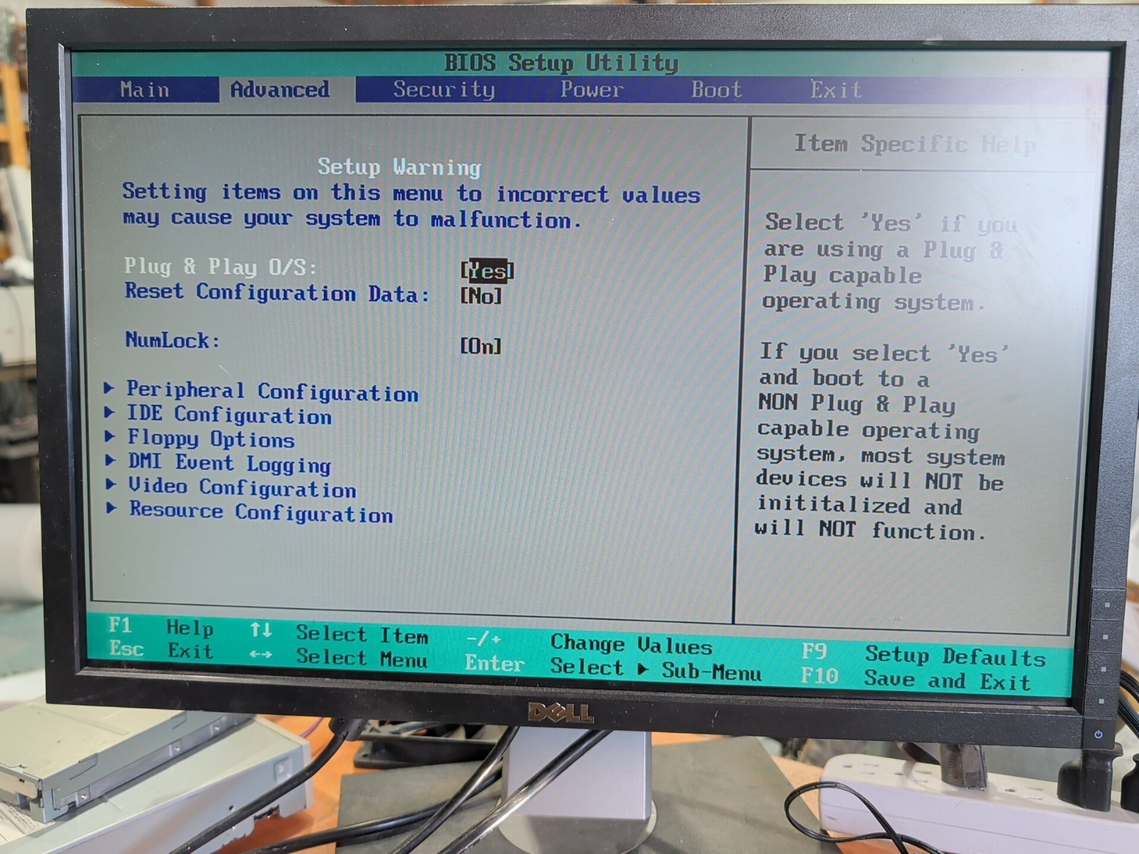 Vintage Gateway E-4200 Retro Gaming PII 350 Mhz 320 MB Ram, 40 GB HDD, XP, ATI