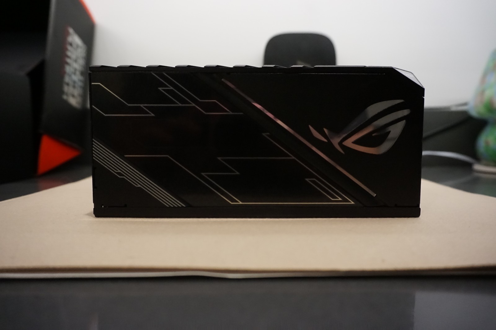 ASUS ROG Thor 1200W Platinum ATX Modular Power Supply RGB 80 PLUS