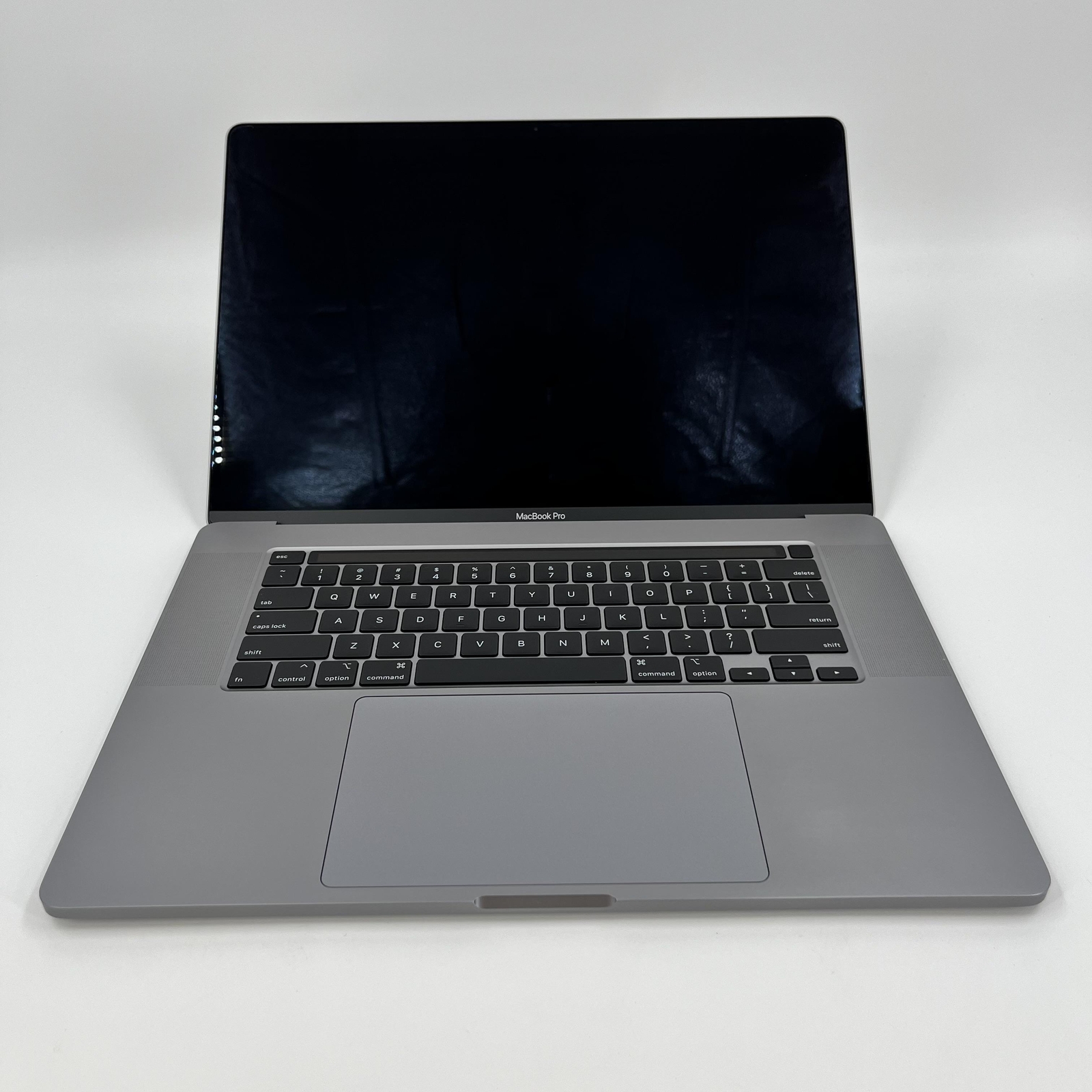 MacBook Pro 16 2019 2.3 GHz i9 16GB 1TB AMD Radeon Pro 5500M 4GB Space Gray