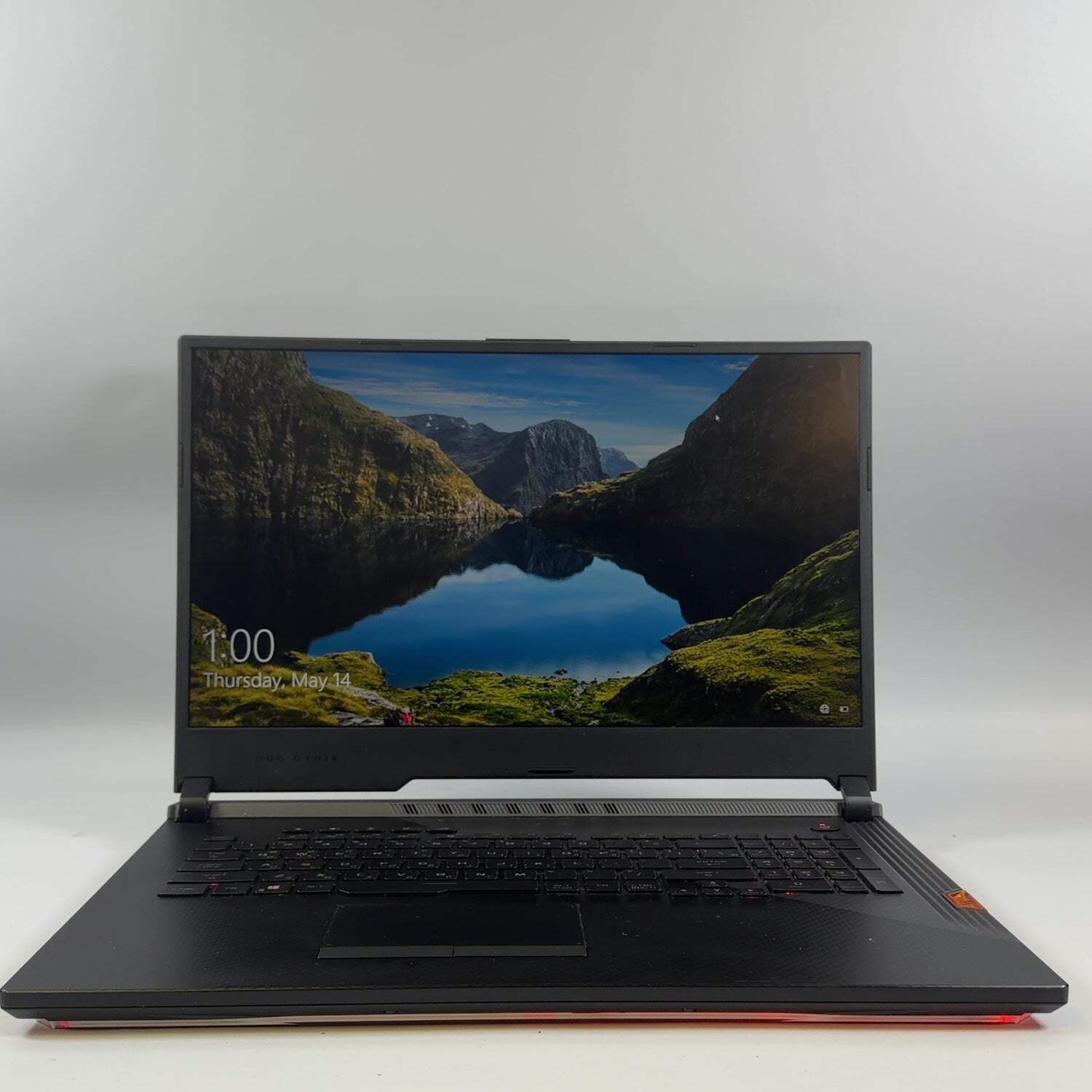 Asus ROG Strix Scar 3 17.3″ i7-9750H 2.6GHz 16GB RAM 512GB SSD 1TB HDD RTX 2070