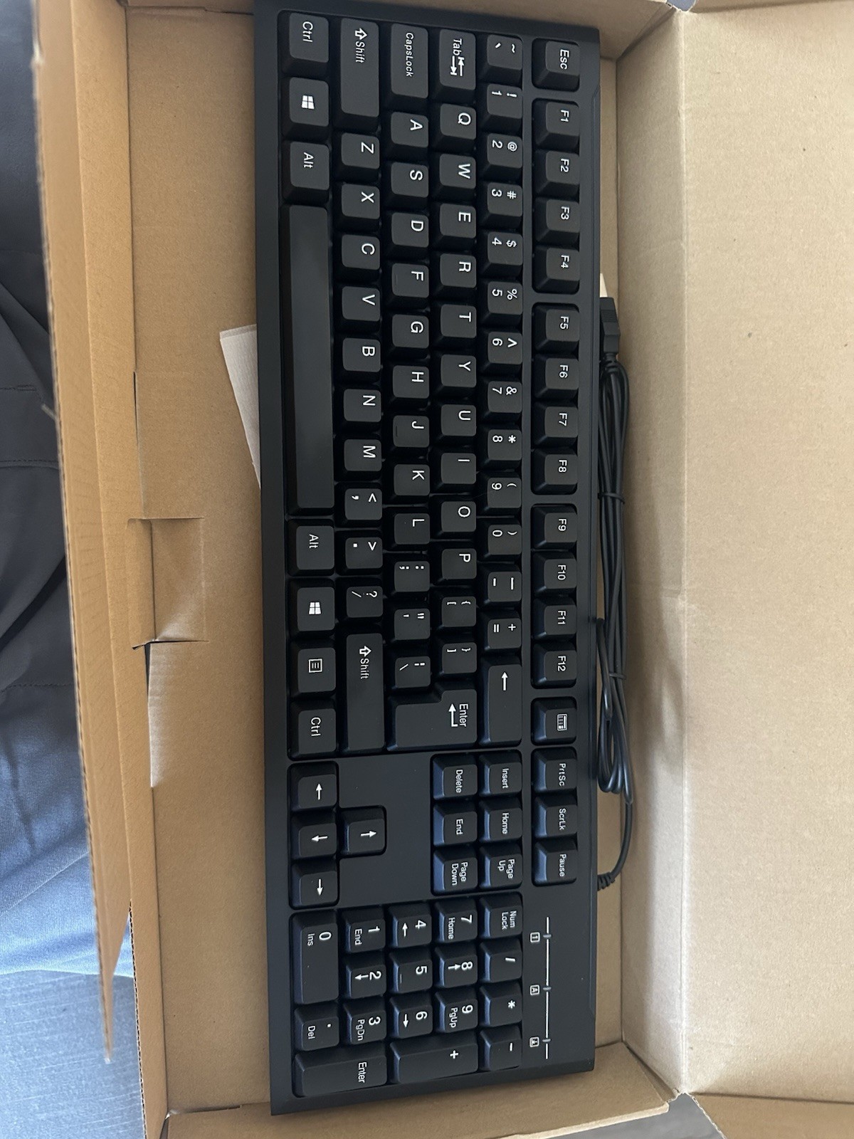 Wired Black Full Size Keyboard, English QWERTY Standard Layout, Plastic