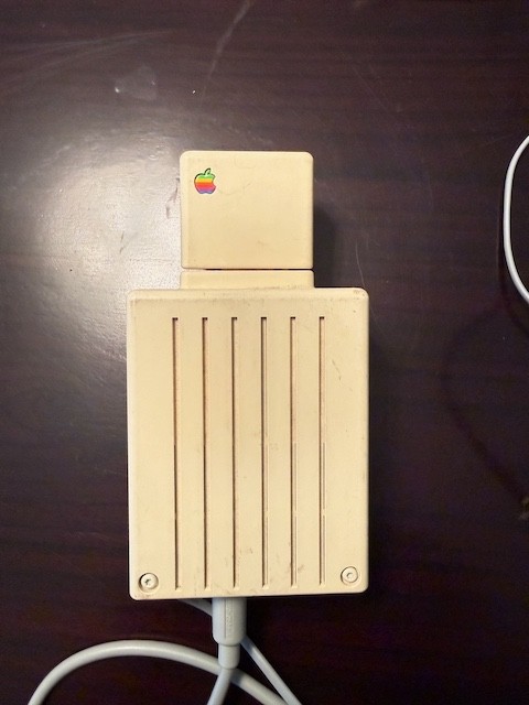 Apple Personal Modem 300/1200 Model A9M0304