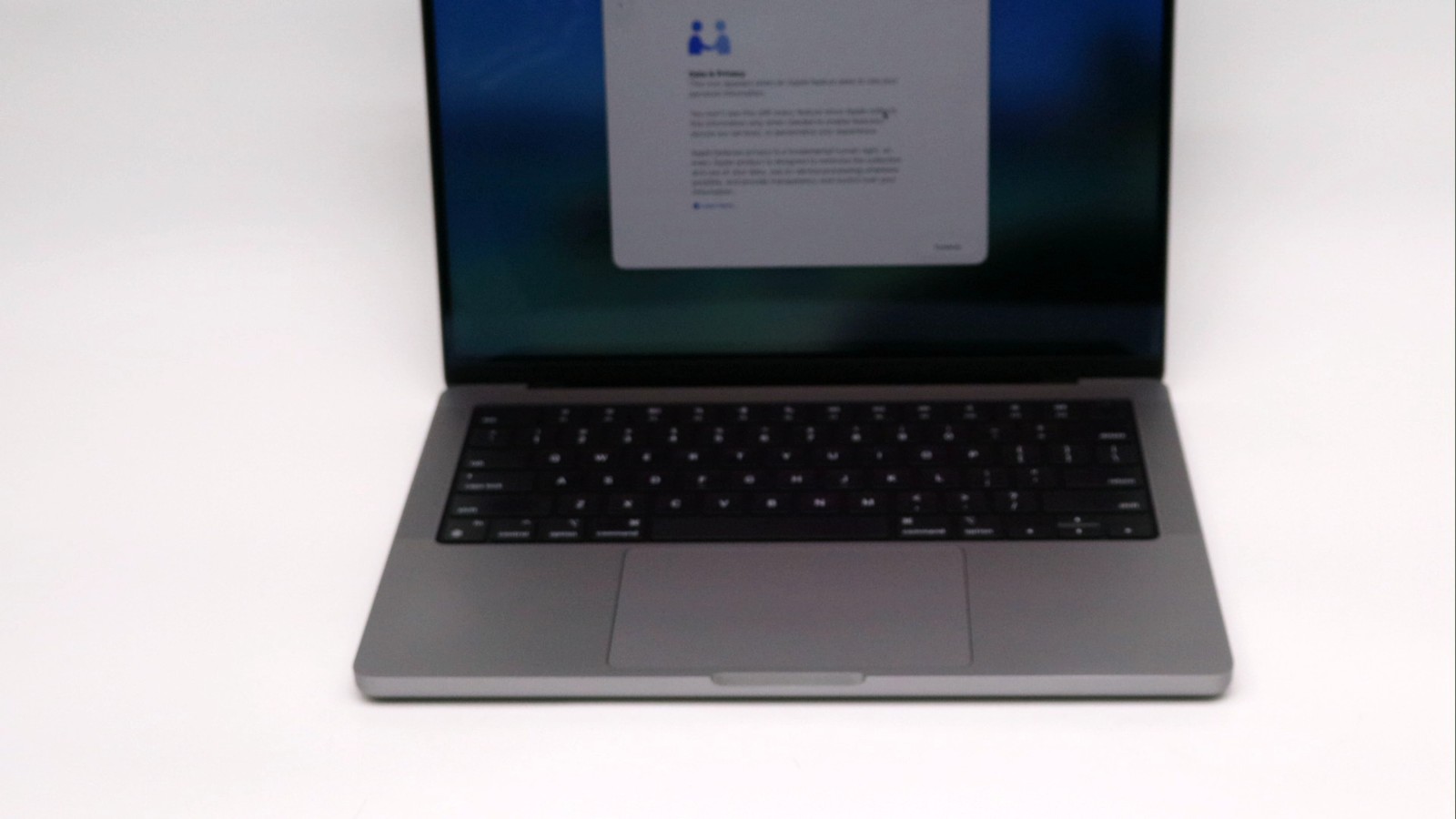 Apple Macbook Pro 14″ M1 Pro 8-Core 16GB 512GB – Fair