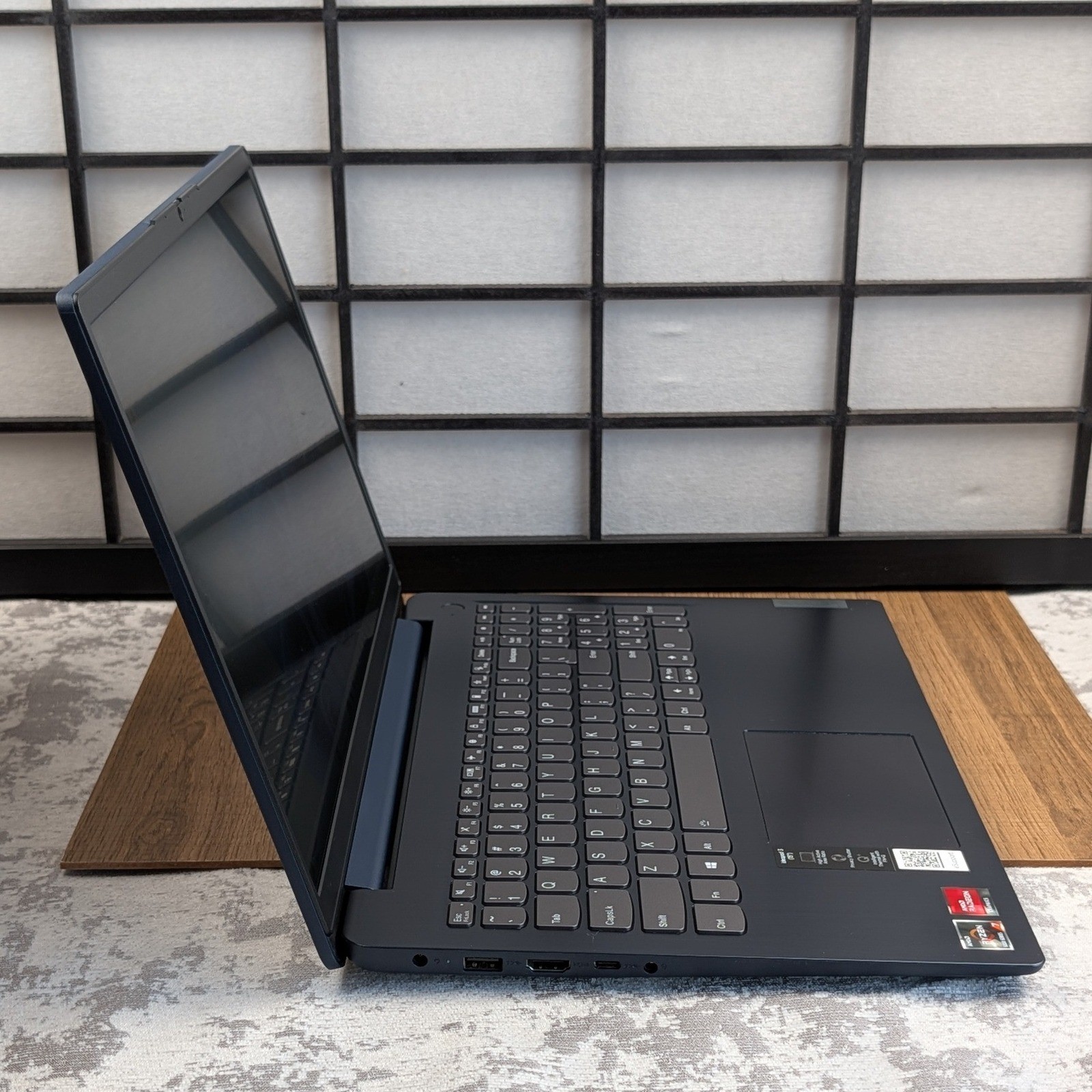 Lenovo IdeaPad 3 15ALC6 AMD Ryzen 7 5700U 12GB RAM 512GB SSD 15.6 Touch Blue