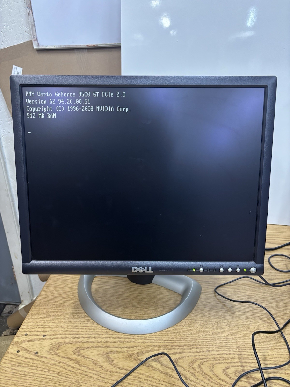 Custom Desktop PC ***Unknown Specs – Turns On***Parts/Repair