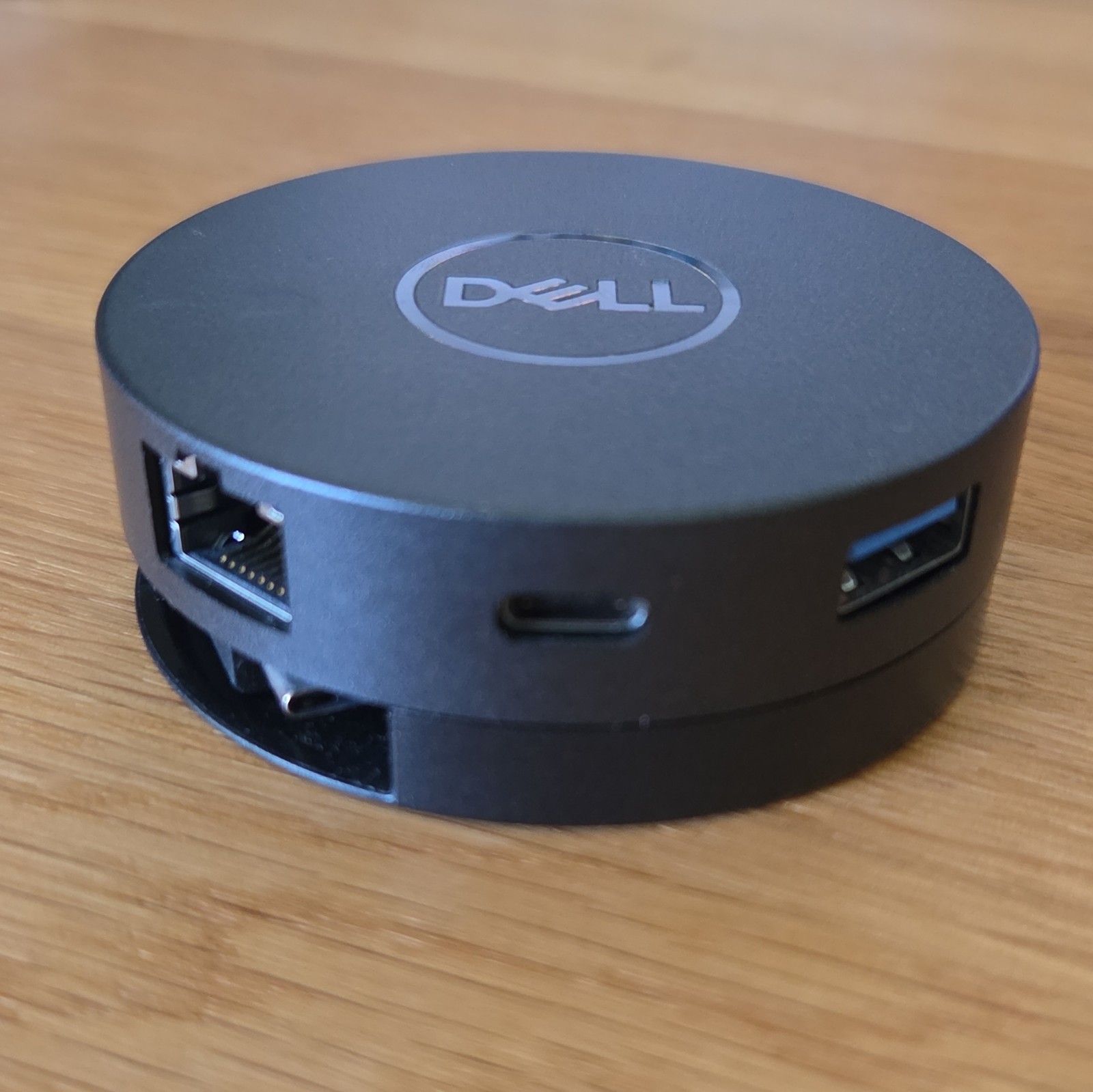 Dell DA300 USB-C Mobile Adapter Hub HDMI VGA RJ-45 USB-A USB-C Black