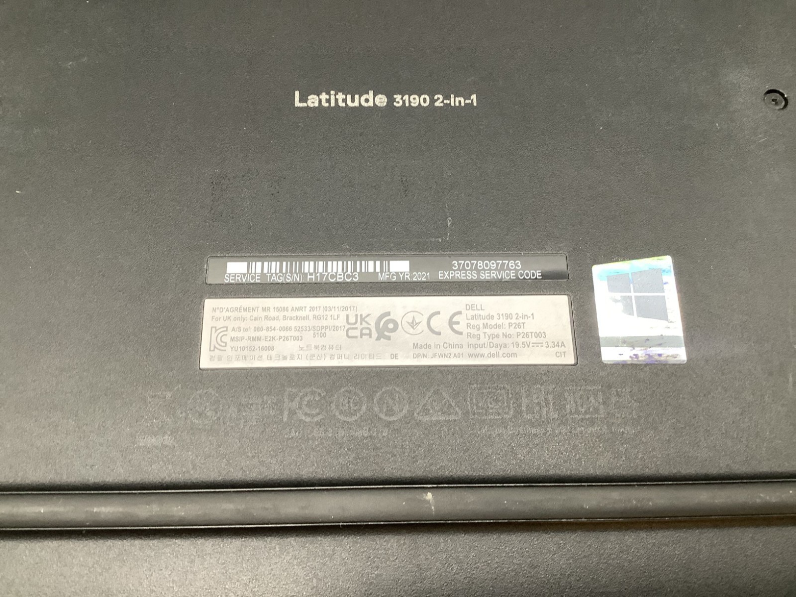 Dell Latitude 3190 2-in-1 Pentium Silver N5030 1.10GHz 4GB RAM 128GB SSD C Grade