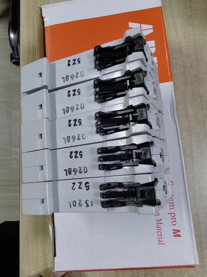1PCS NEW S201 Z2A S201-Z2 NO BOX In Stock #YY