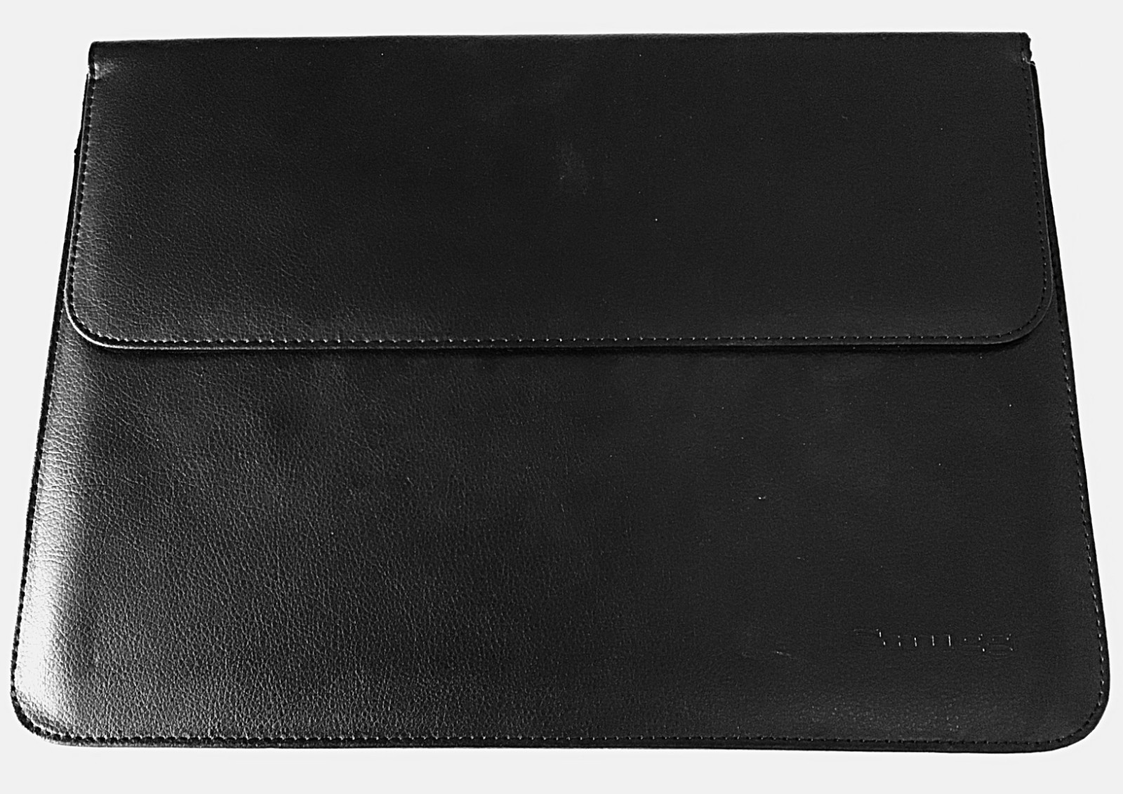 Snugg Black Synthetic Leather Laptop Sleeve Case, Solid Pattern, EUC