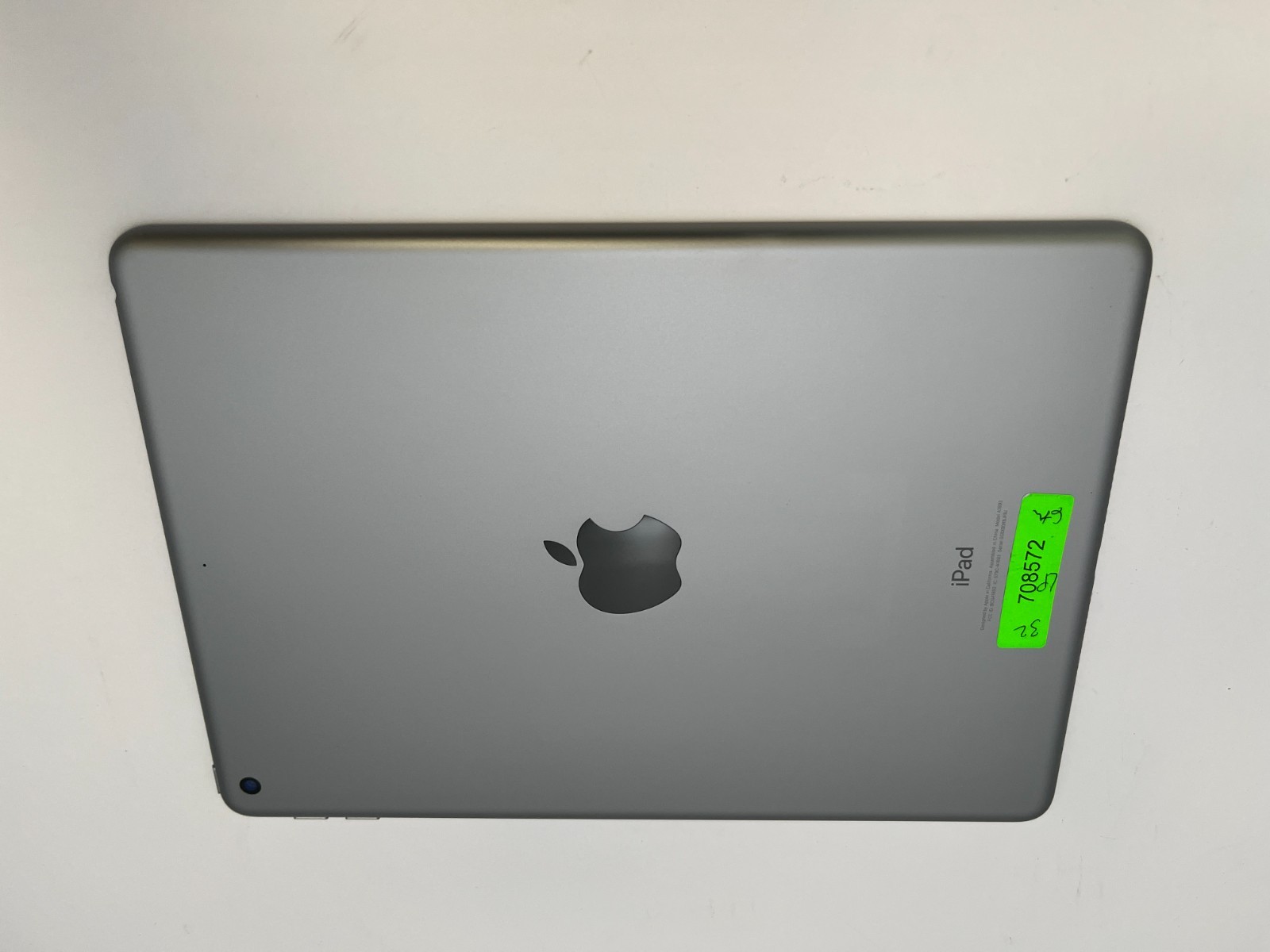 APPLE IPAD 6th GEN WIFI ONLY TABLET 9.7″ -32GB A1893