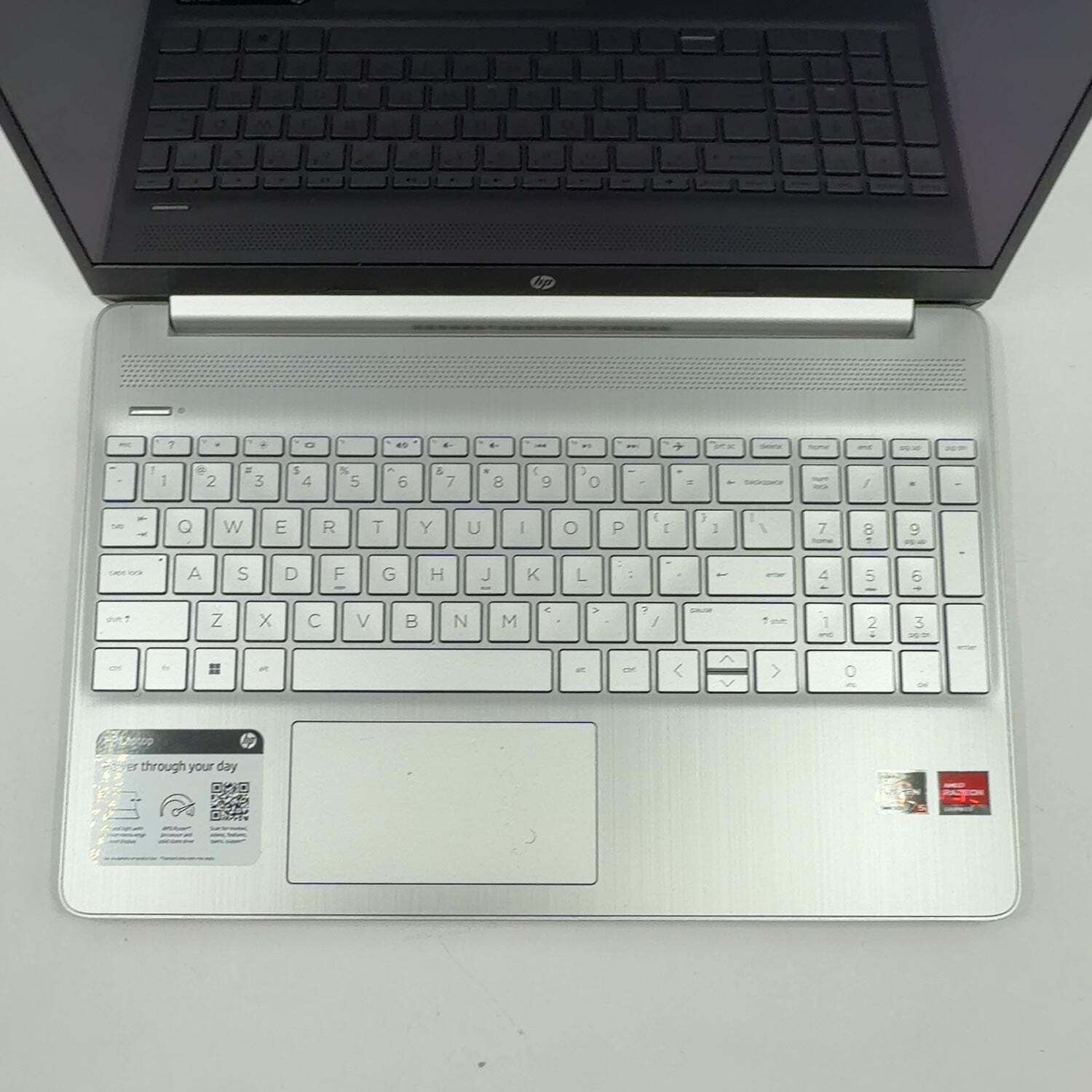 HP Laptop 15-EF2148NR 15.6″ Ryzen 5 5500U 2.1GHz 8GB RAM 256GB SSD