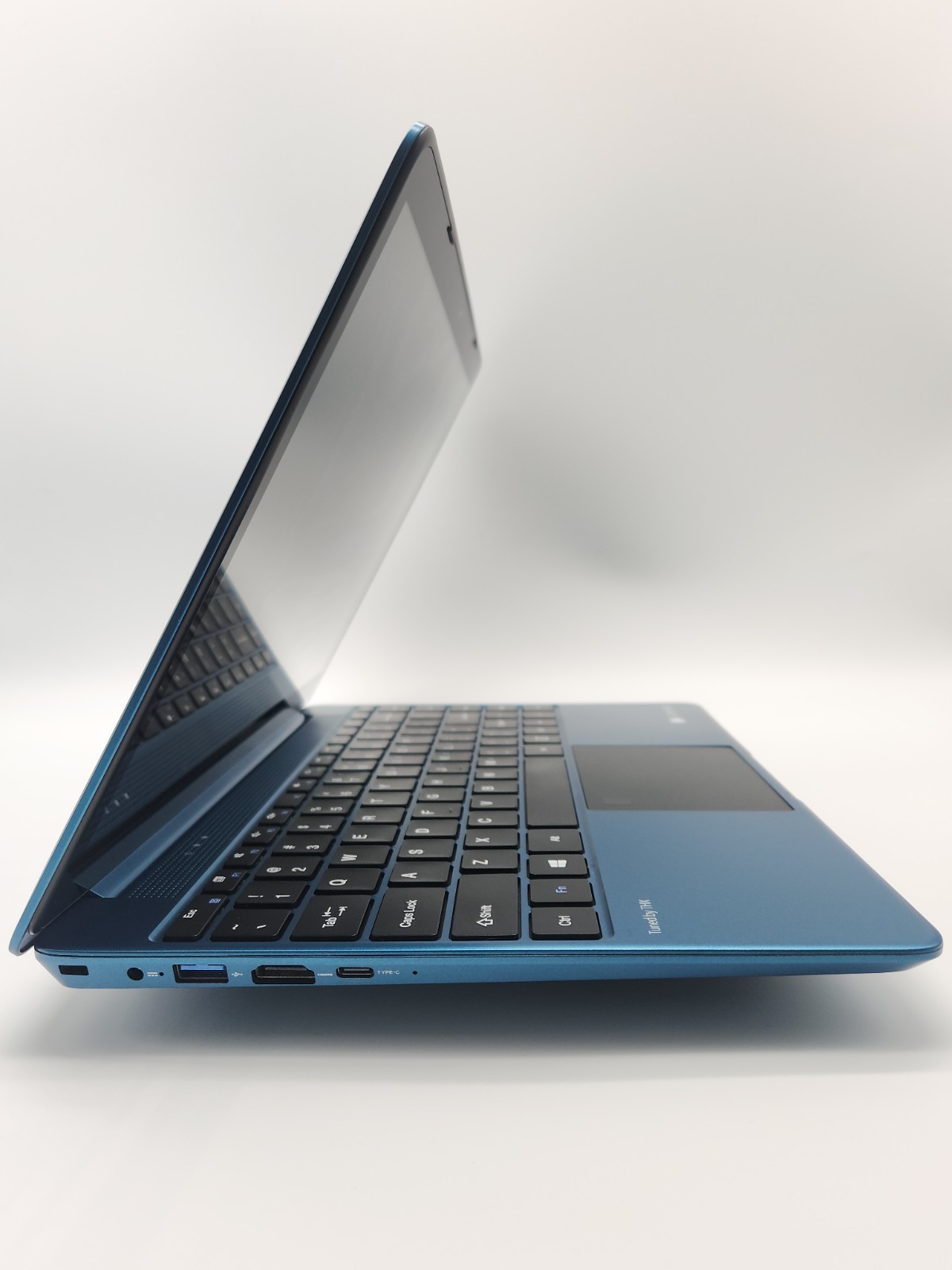 Gateway 14.1 Ultra Slim Notebook, AMD Ryzen 3 3200U 4/128GB win 11 home