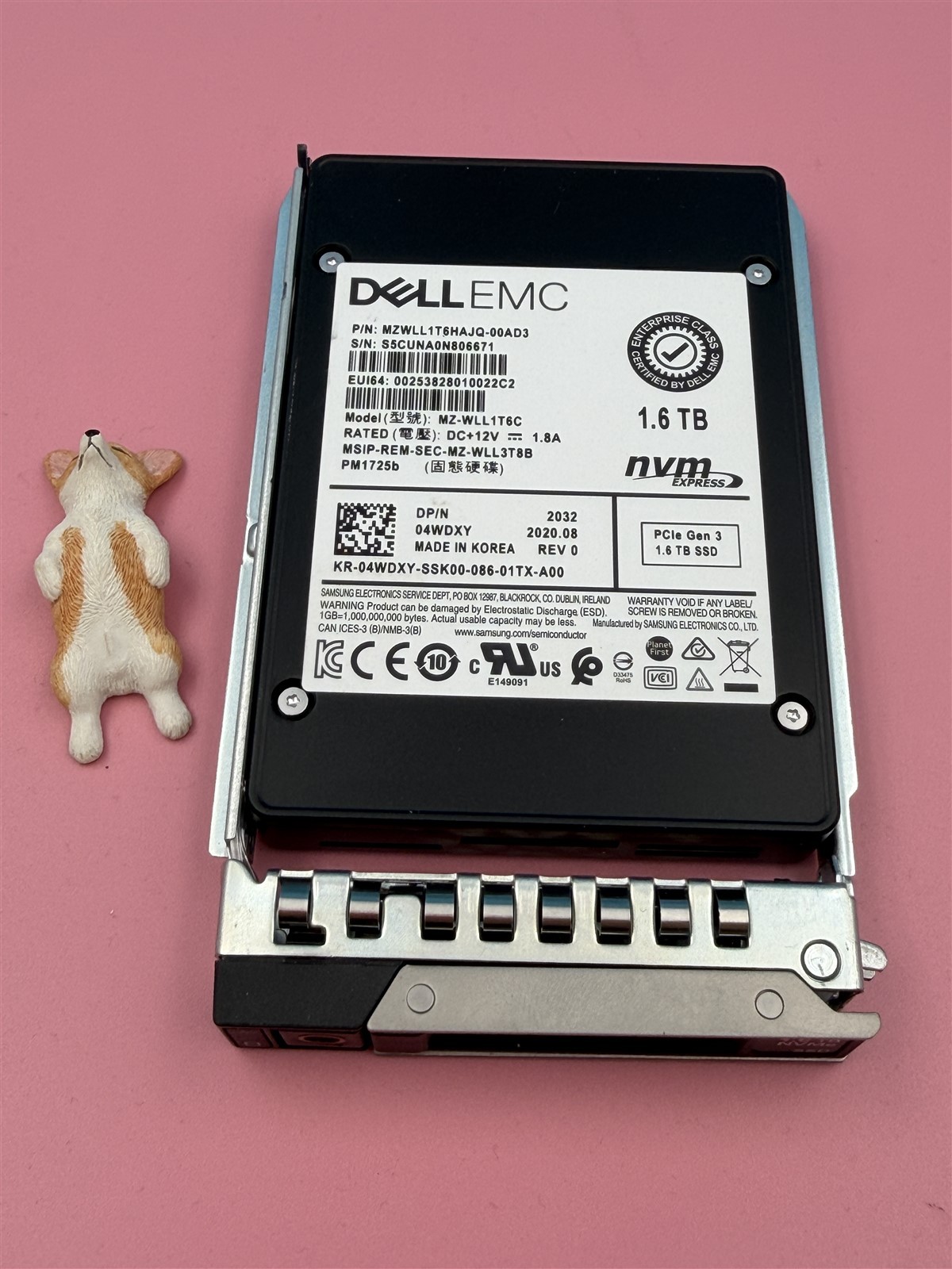 Dell 1.6TB NVMe U.2 2.5″ SSD 4WDXY MZ-WLL1T6C PM1725b w/ 14G Tray R640 R740