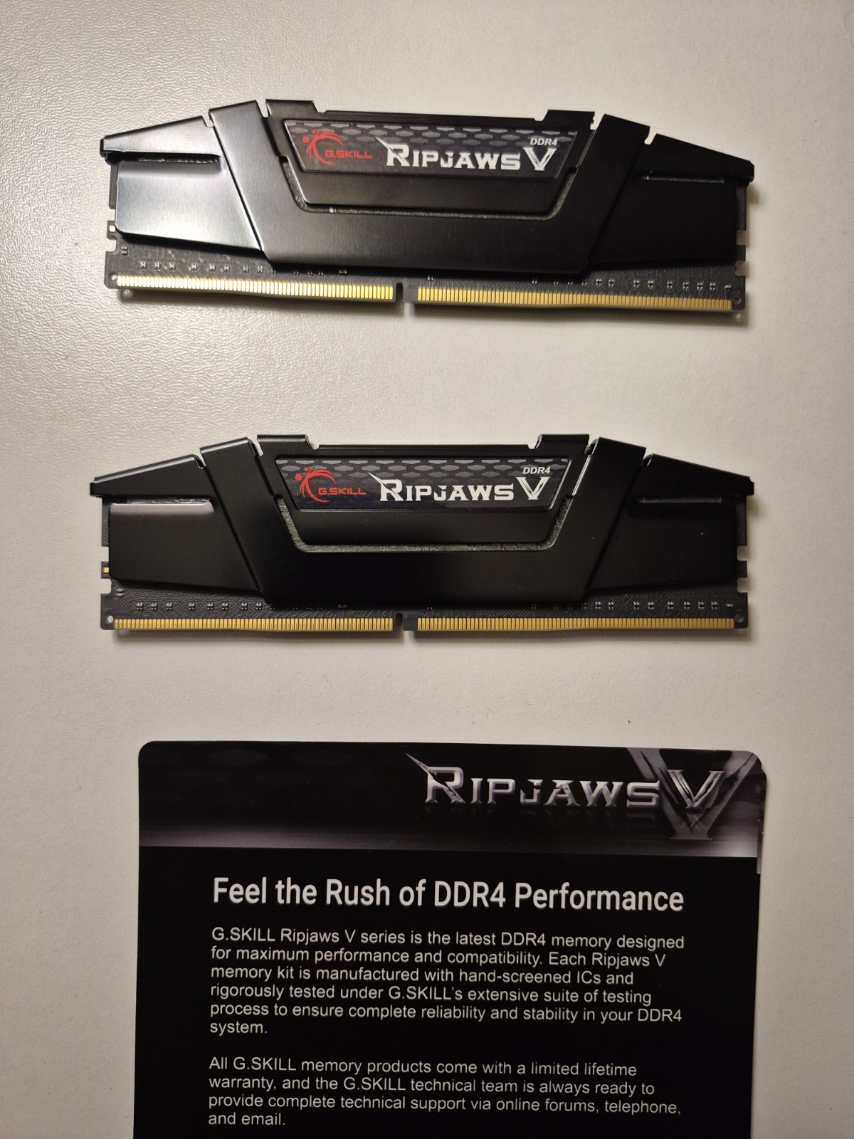 G. Skills Ripjaws V DDR4-3200 (2) 16GB CL Q6-18-18-38 1.35v INTEL XMP 2.0 Ready