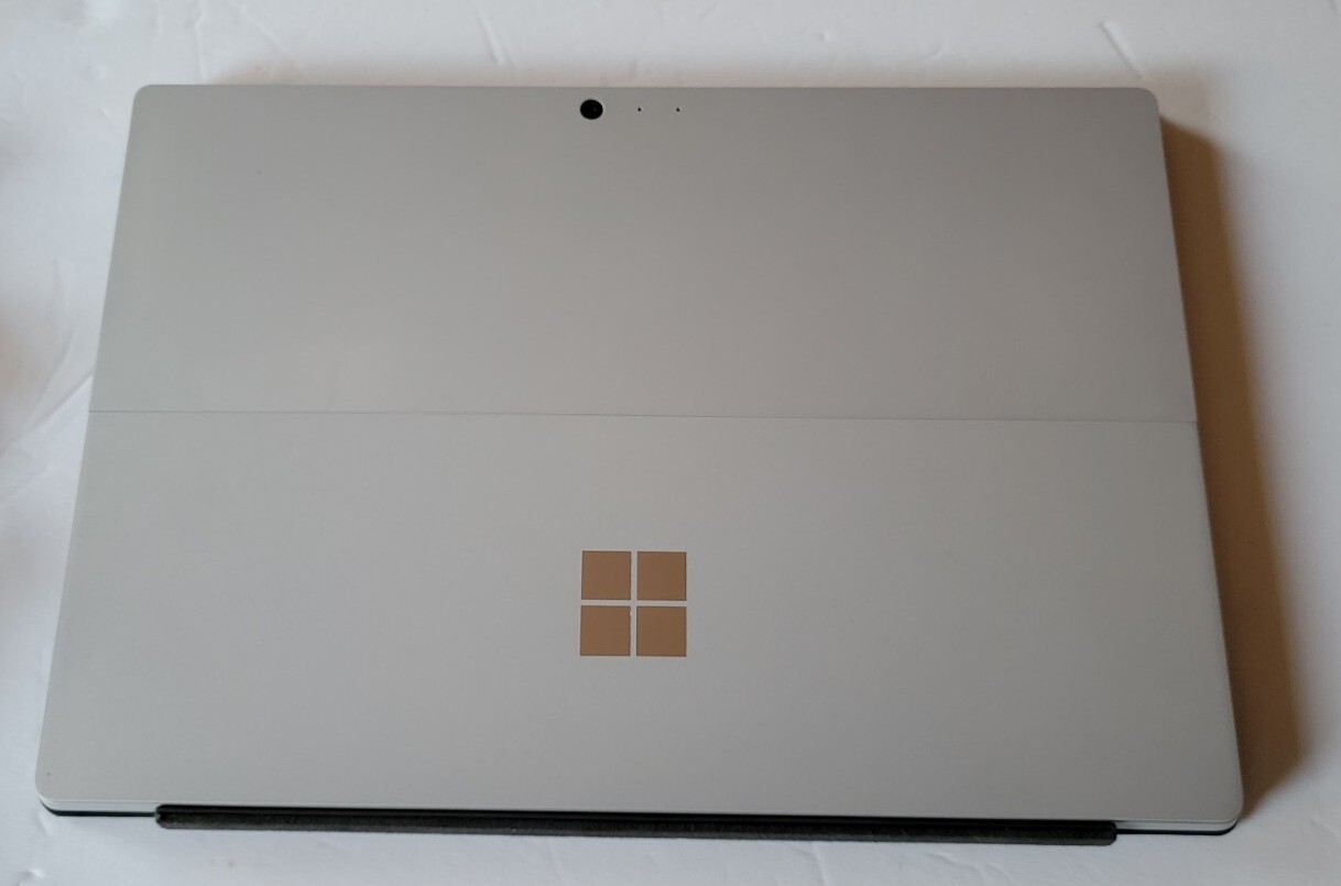 Microsoft Surface 8GB Intel I5-6300u 256GB Laptop FOR PARTS OR NOT WORKING