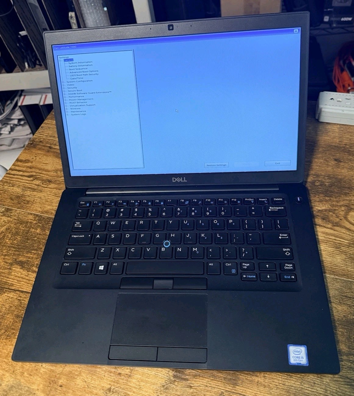 *Computrace* Dell Latitude 7490 I5-8350U 8GB 256GB-SSD No OS WIFI/BT Charger