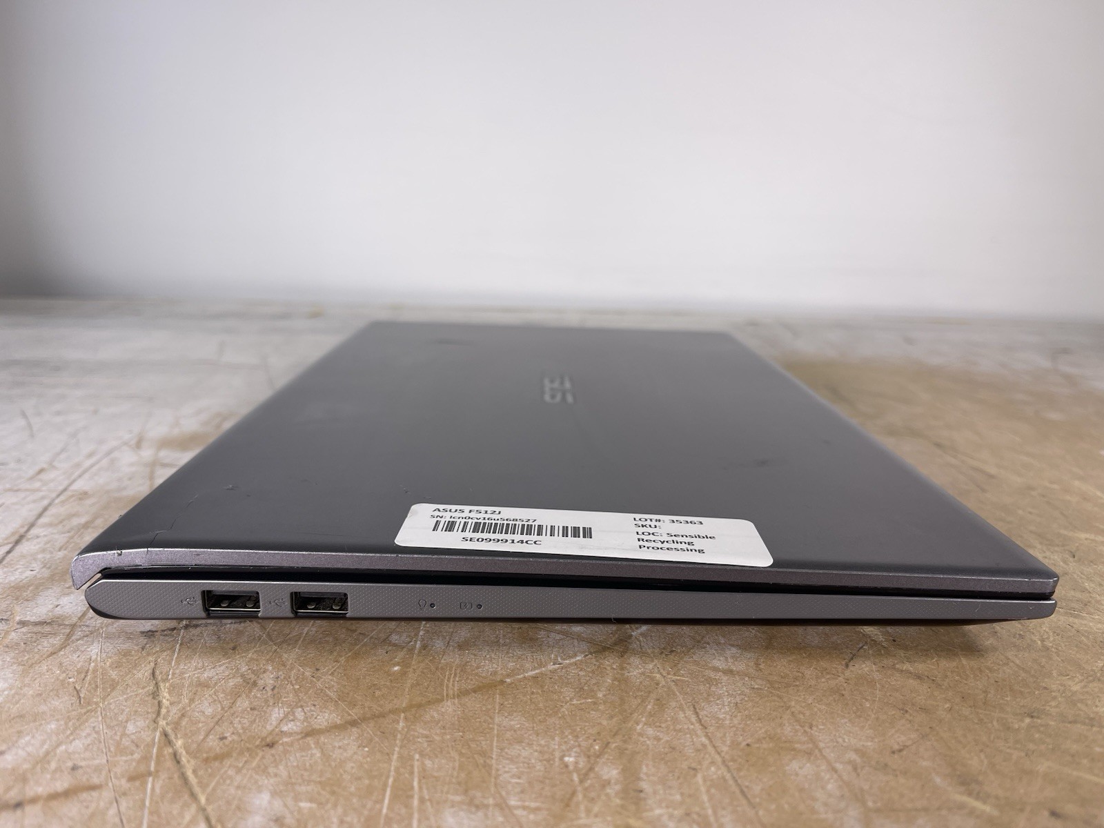 ASUS VIVOBOOK F512J i3-1005G1 @ 1.20 GHz, 12GB RAM, NO HDD/OS