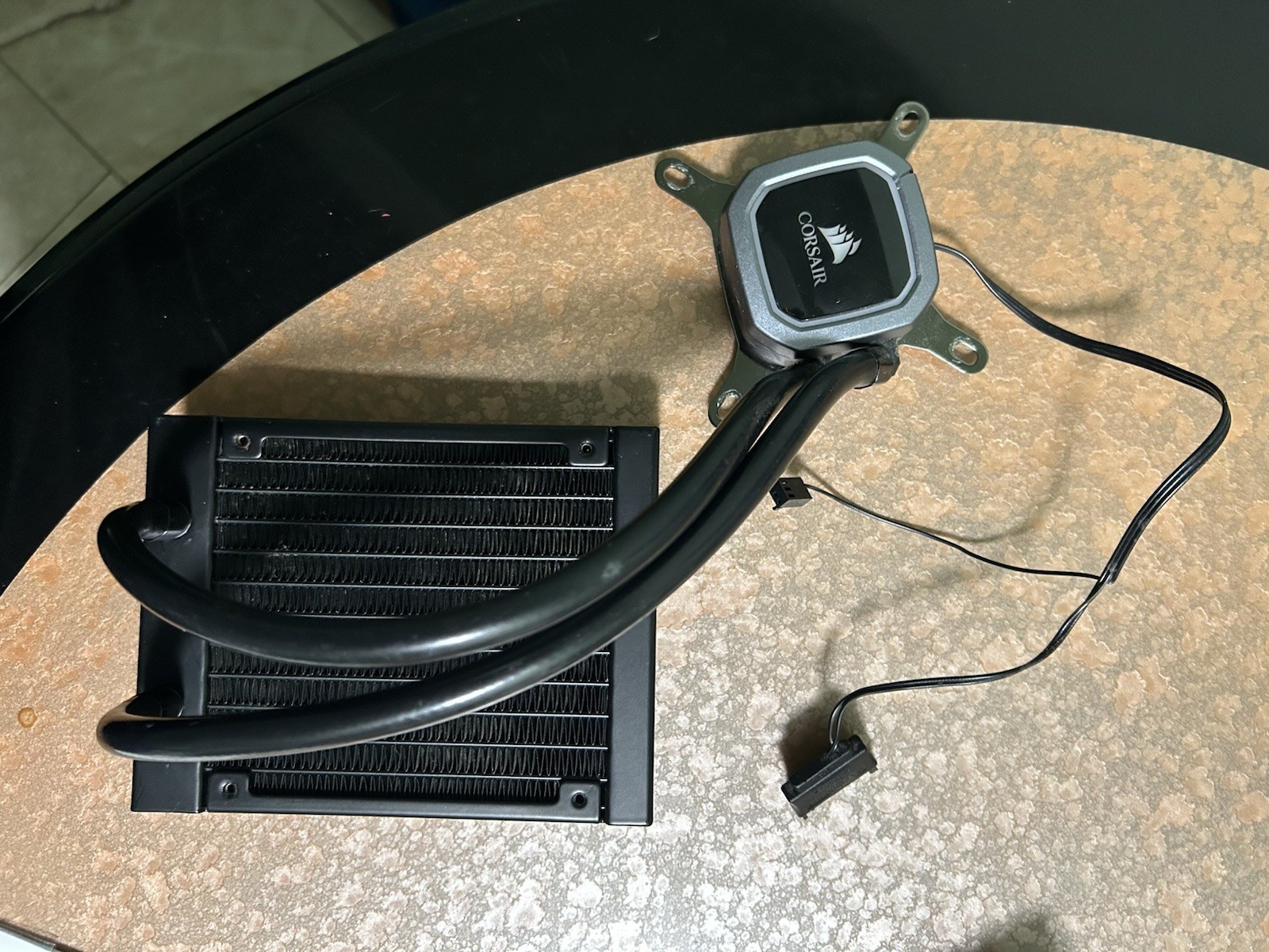 Intel Core i9 9th Gen i9-9900KF CPU with free Corsair Liquid Cooler (USED)