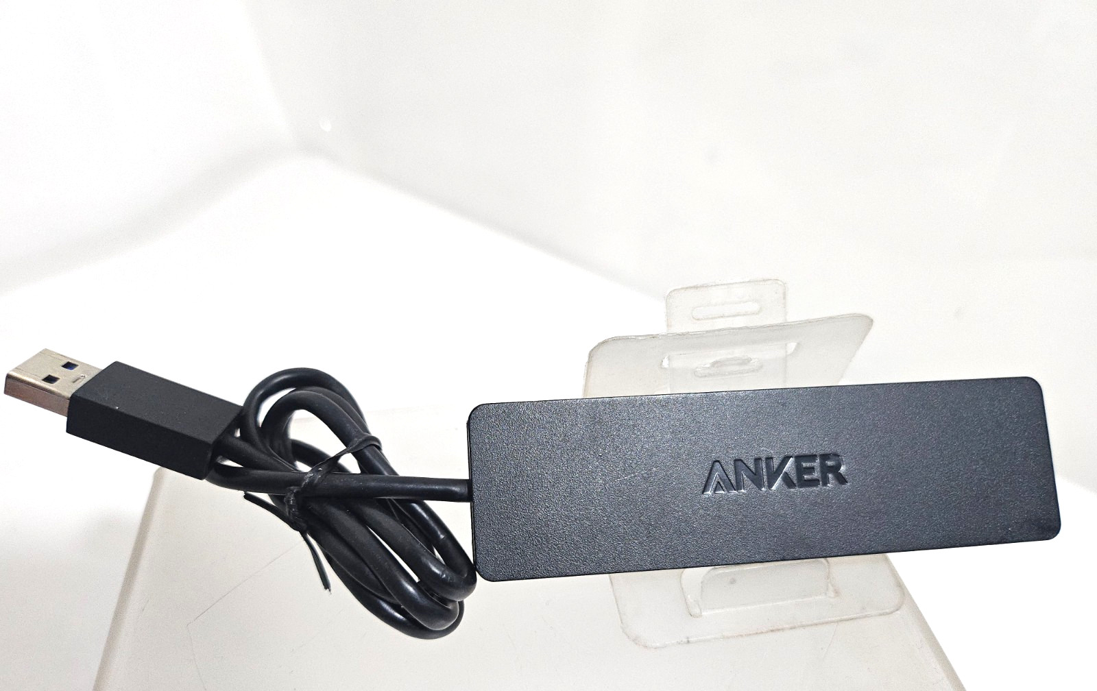 Anker 4 Port Ultra Slim USB 3.0 Data Hub A7516 Slipper Splitter Ports