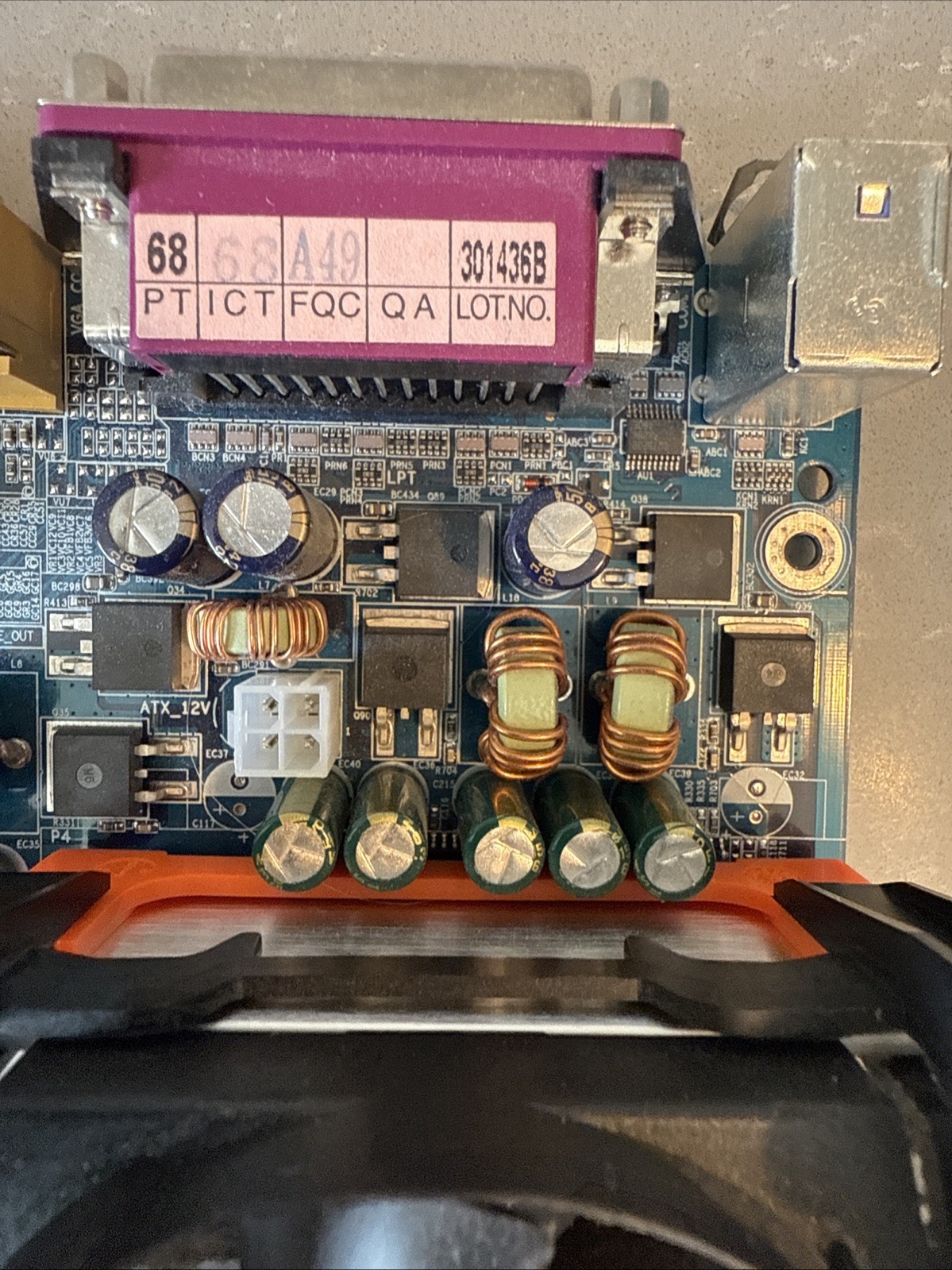 Gigabyte GA-8PE667 Pro Rev 1.2 Socket 478 Motherboard w/ Pentium 4 CPU & Cooler