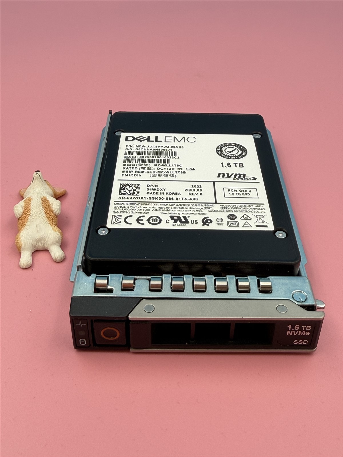 Dell 1.6TB NVMe U.2 2.5″ SSD 4WDXY MZ-WLL1T6C PM1725b w/ 14G Tray R640 R740