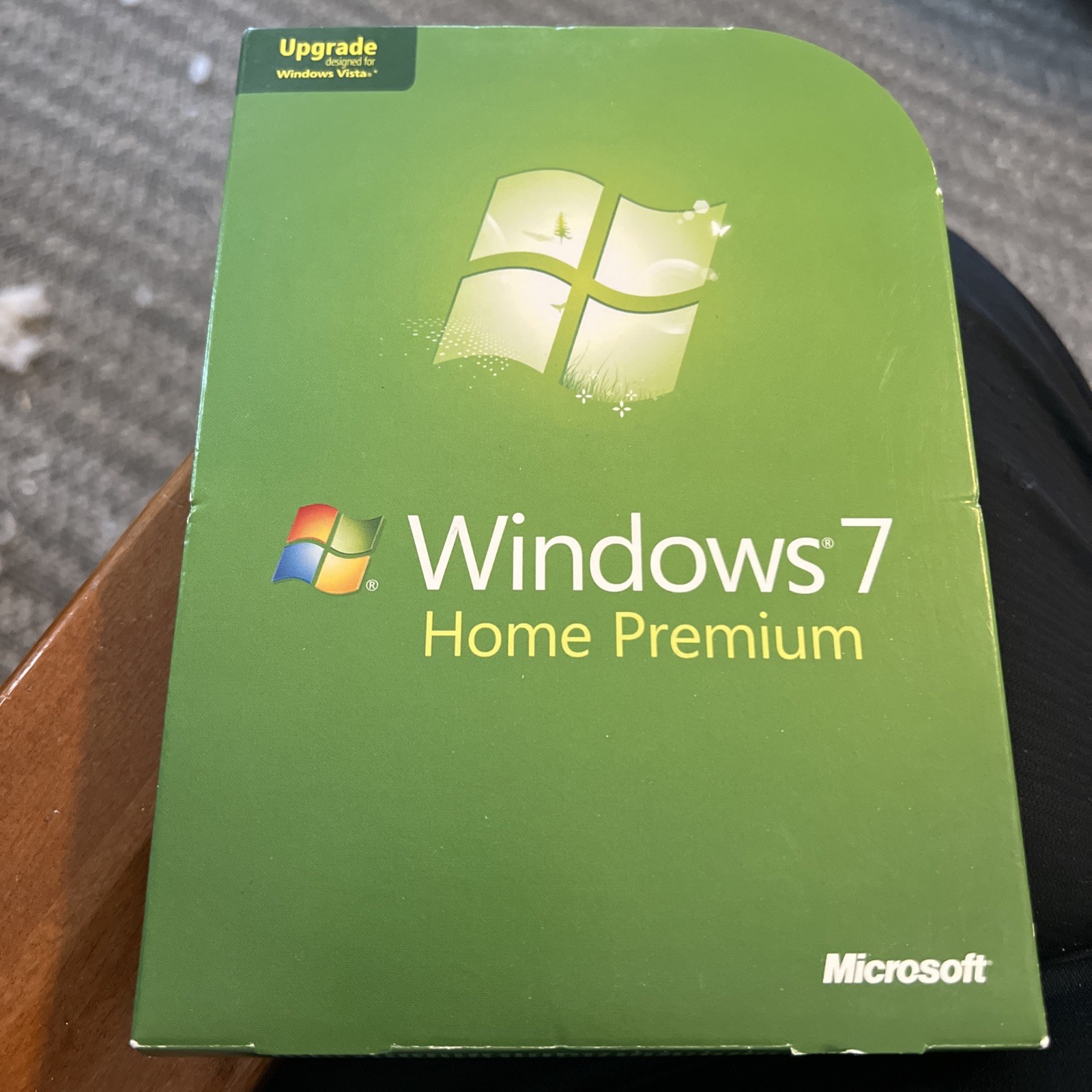 Microsoft Windows 7 Home Premium Upgrade 32 Bit & 64 Bit DVDs Complete w/ Key