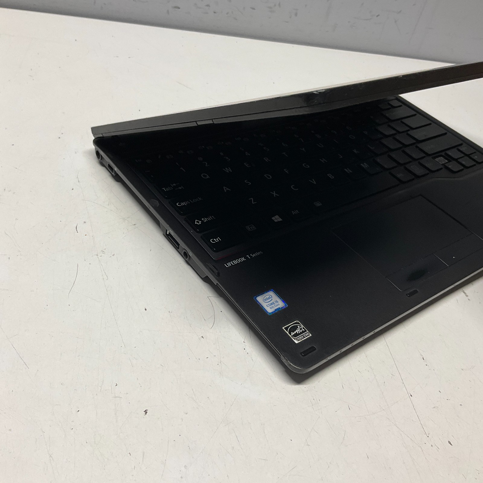 Fujitsu Lifebook T939 Laptop Intel Core i5-8265U @ 1.60 GHz 8GB 256GB SSD READ 2