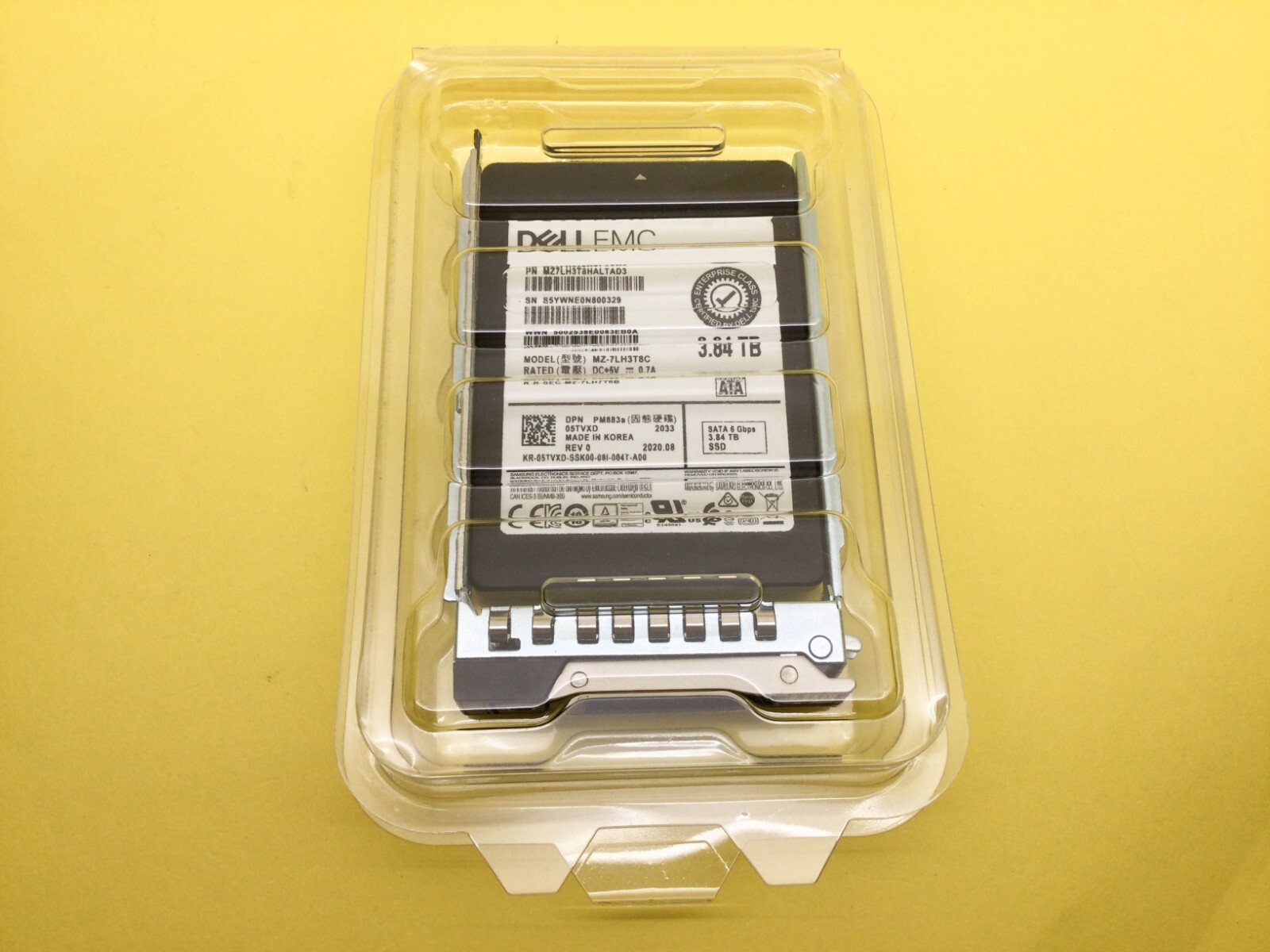 5TVXD Dell 3.84TB SATA 6Gbps Read Intensive 2.5” SSD MZ-7LH3T8C w/ Gen 14 Tray