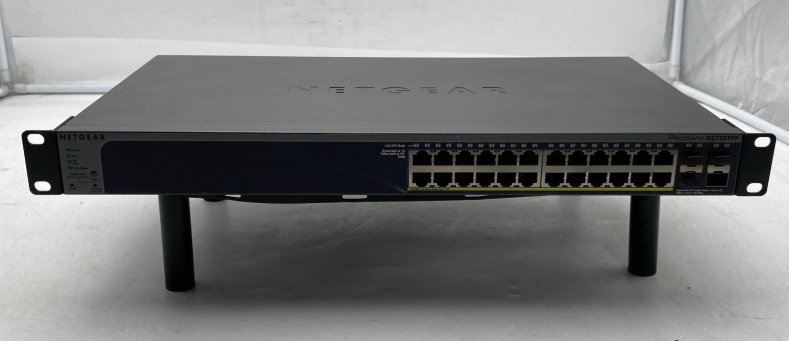 Netgear GS728TPP V1H1 Gigabit PoE+ Smart Managed Switch 4 SFP Ports