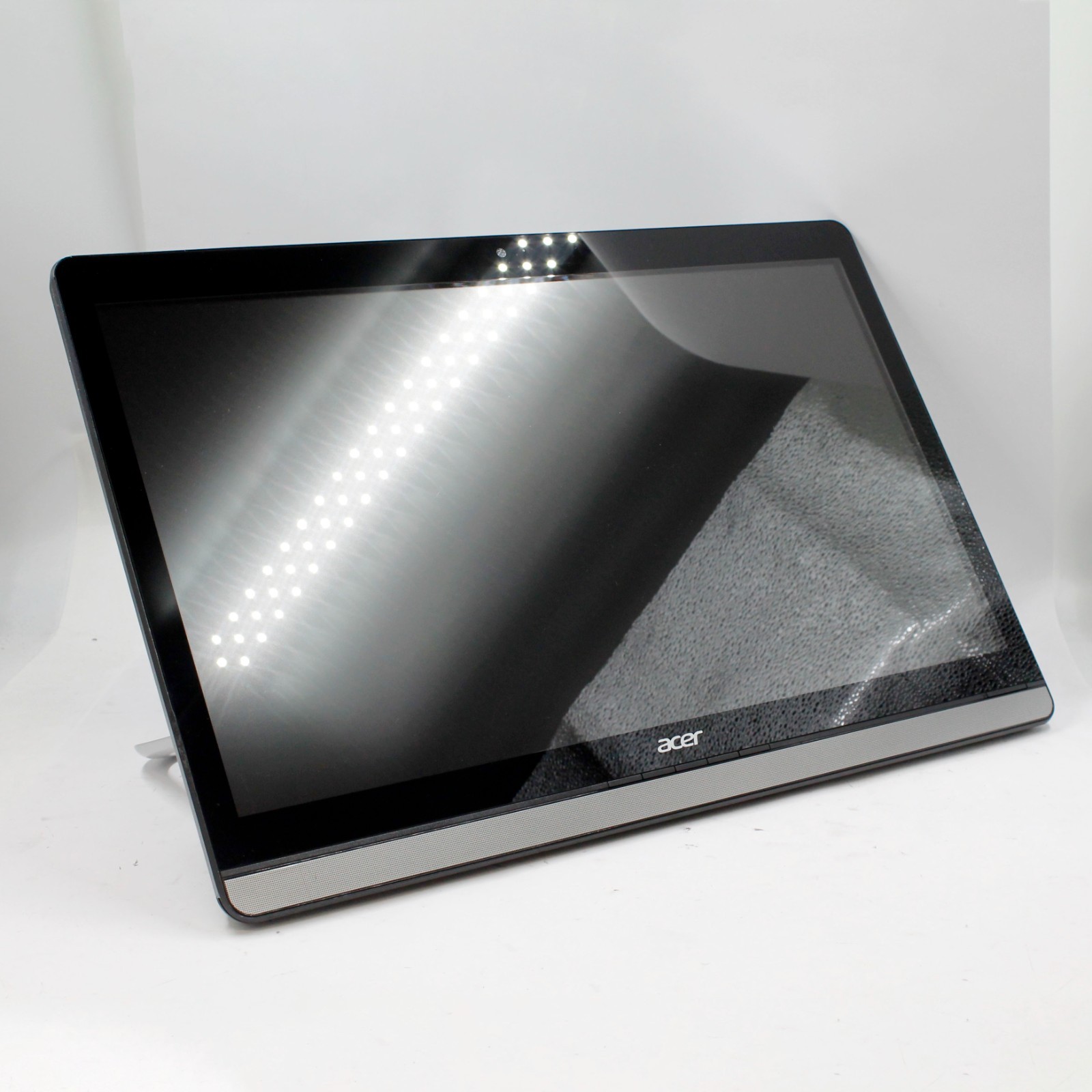 Acer UT220HQL 21.5 Widescreen LED Backlit Touchscreen LCD Monitor – NO CHARGER