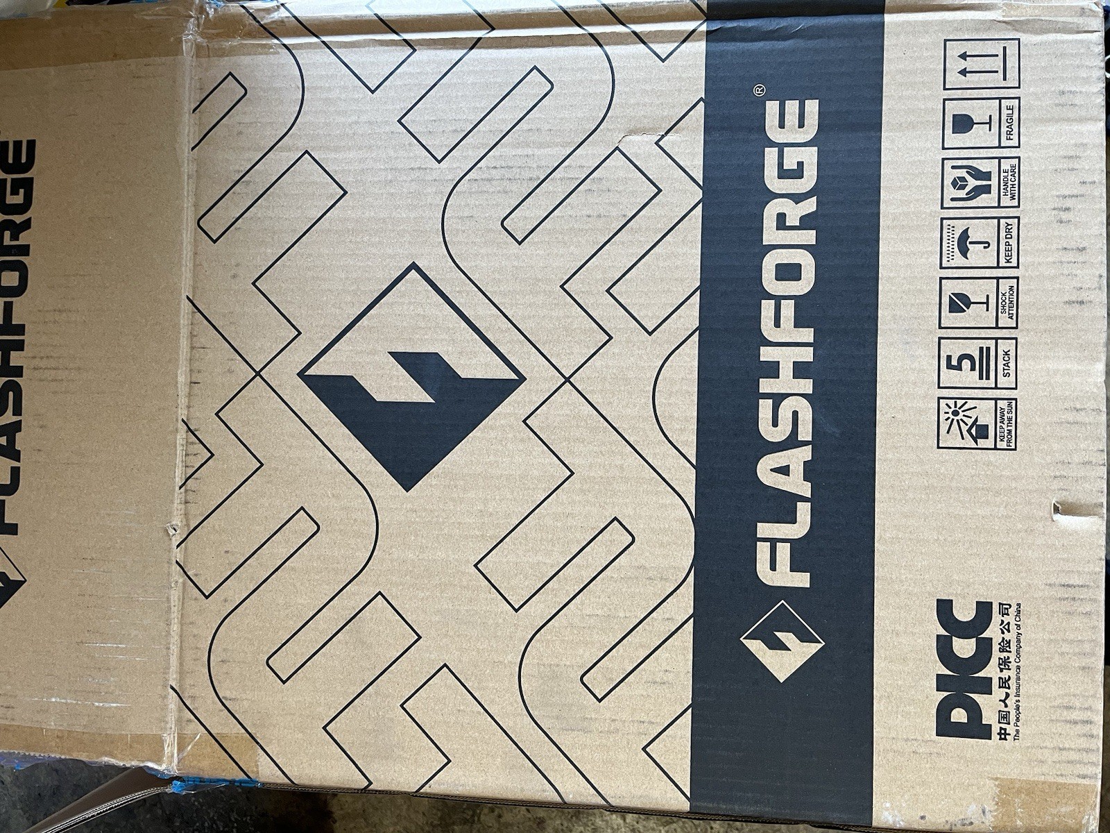 Flashforge AD5X – Multicolor 3D Printer for High-Speed, Full-Color Printing