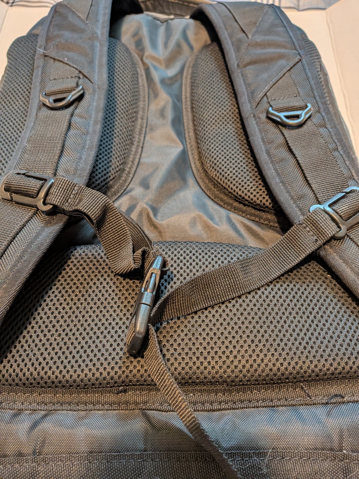 eBags Padded Laptop Backpack Gray Solid w/ Orange Interior Front Zipper Broken