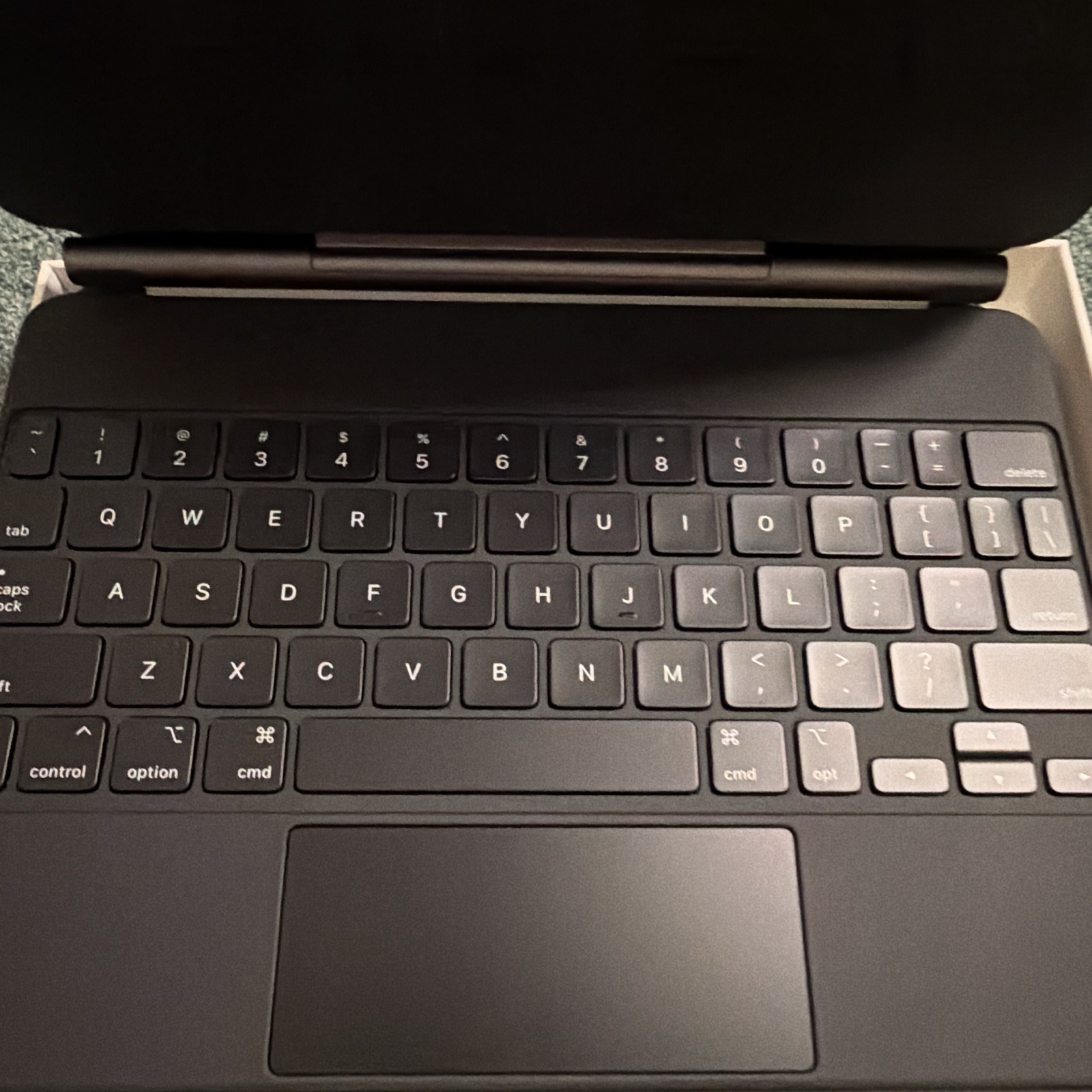 Apple iPad Magic Keyboard Folio Case, Black, for iPad Pro 11 1st/2nd Gen New