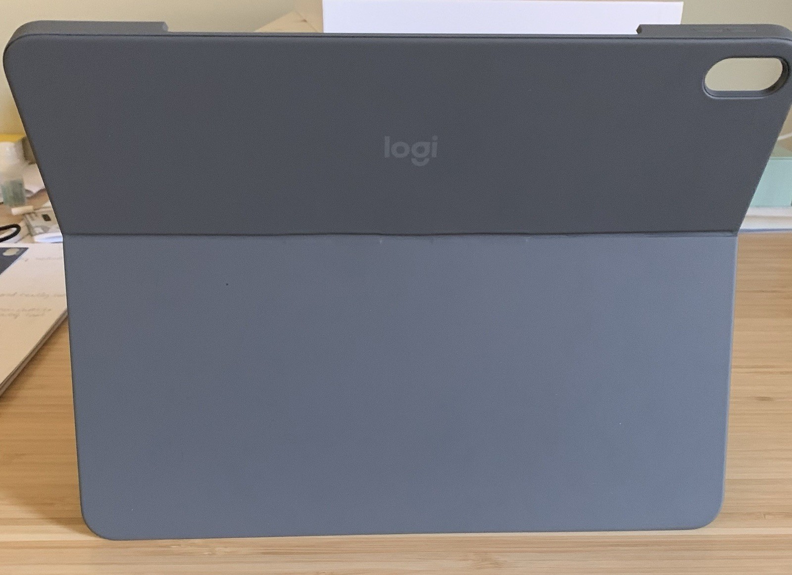 Logitech Combo Touch iPad Air 13″ (M2) Case – Gray