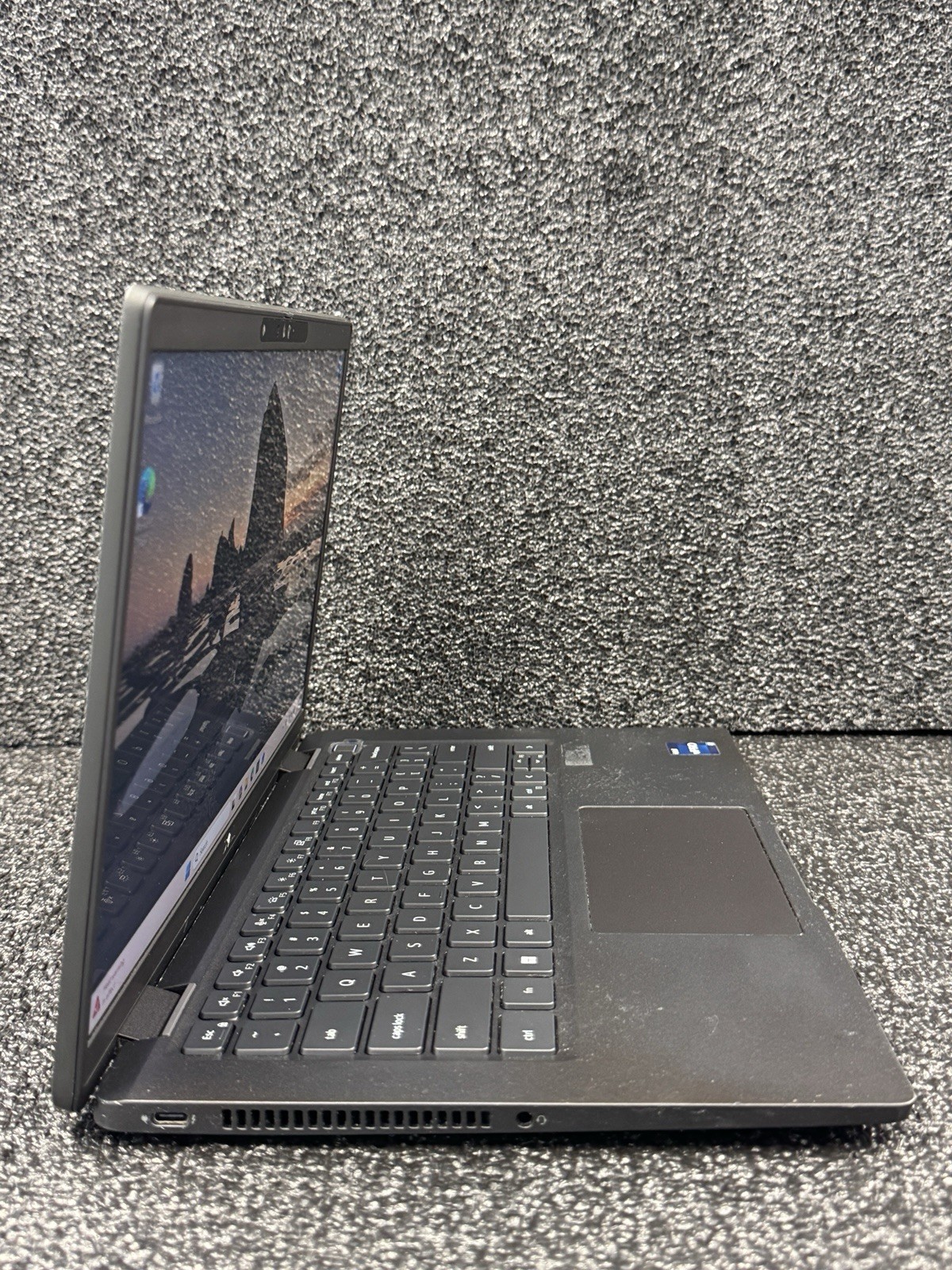 Dell Latitude 7430 14″ Touch LT i7-1270P@2.2GHz 16G RAM 256GB Windows 11- ✅✅
