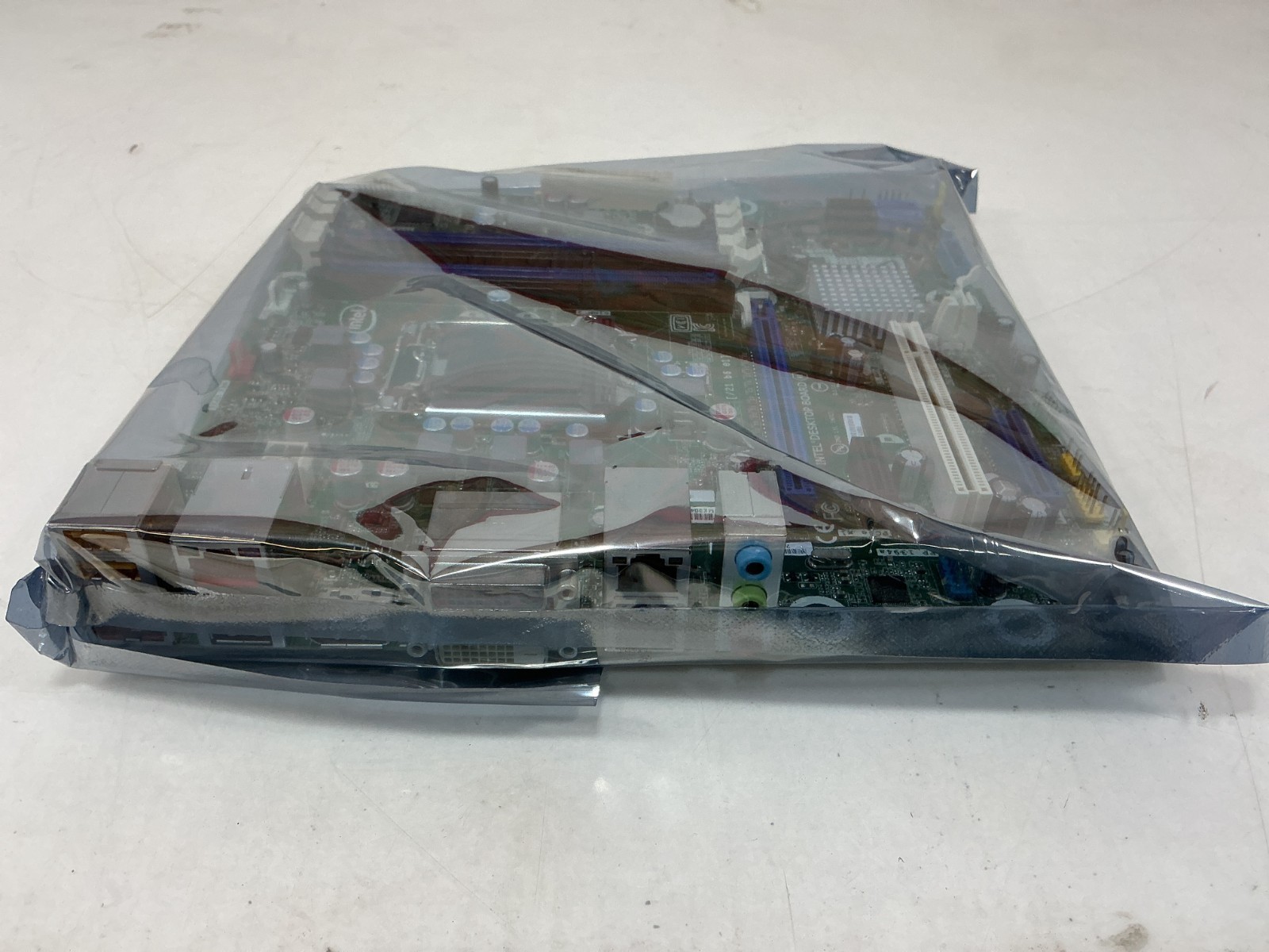 Intel DQ77MK G39642 Micro ATX LGA 1155 DDR3 Motherboard – BLKDQ77MK