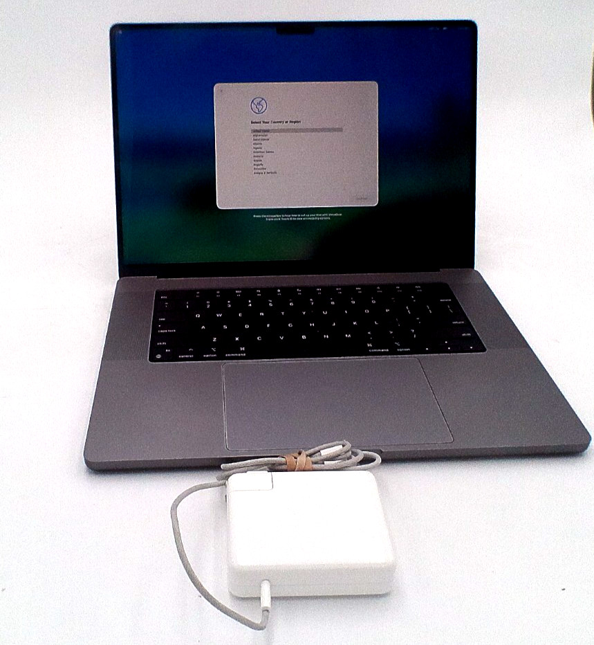 Apple MacBook Pro M1 MAX 16″ A2485 10-Cores 64GB / 1TB Gray 2021 -95% Battery