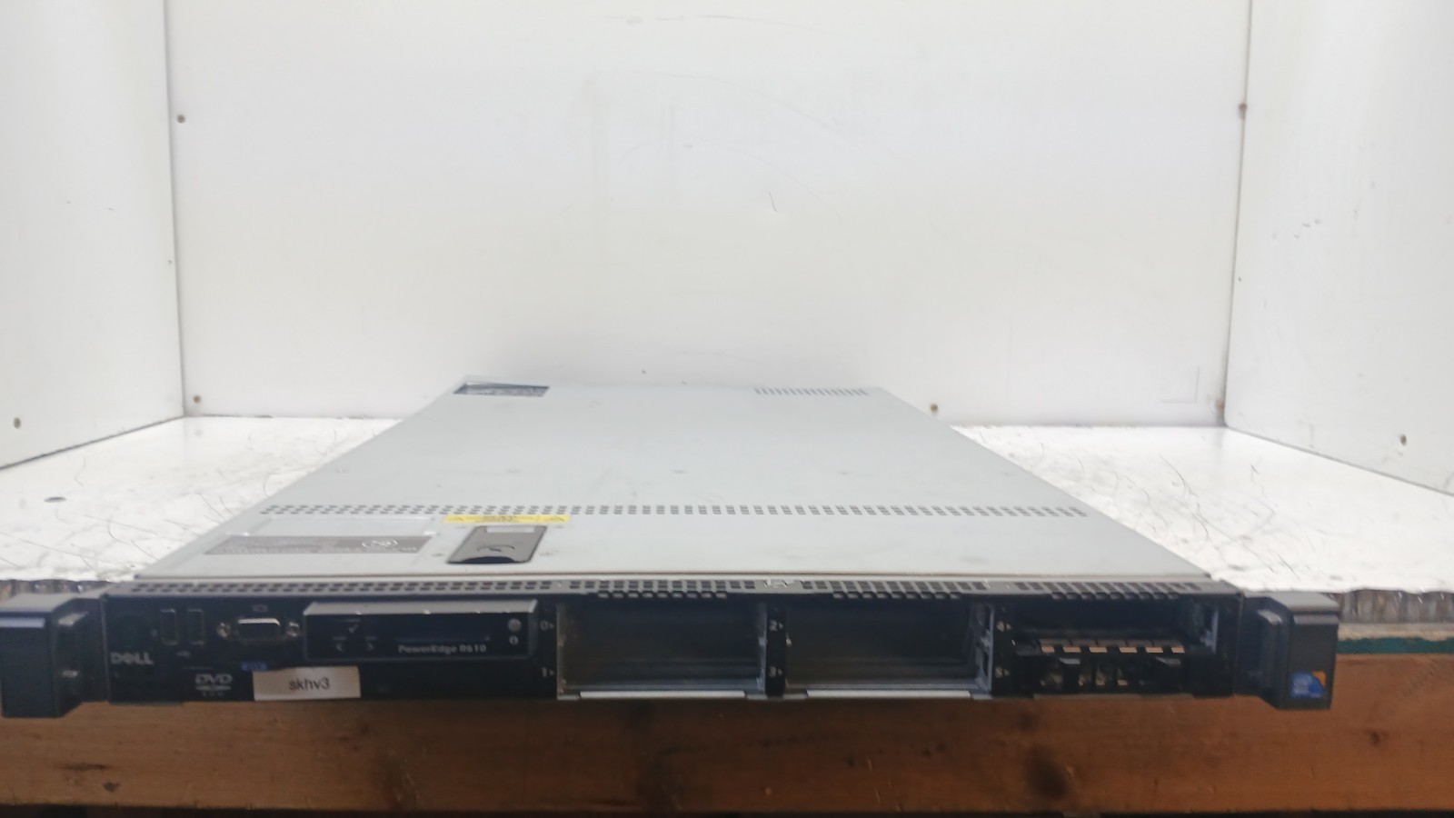 Dell PowerEdge R610 w Intel Xeon E5645 @2.40GHz 8GB RAM NO HDs *READ*